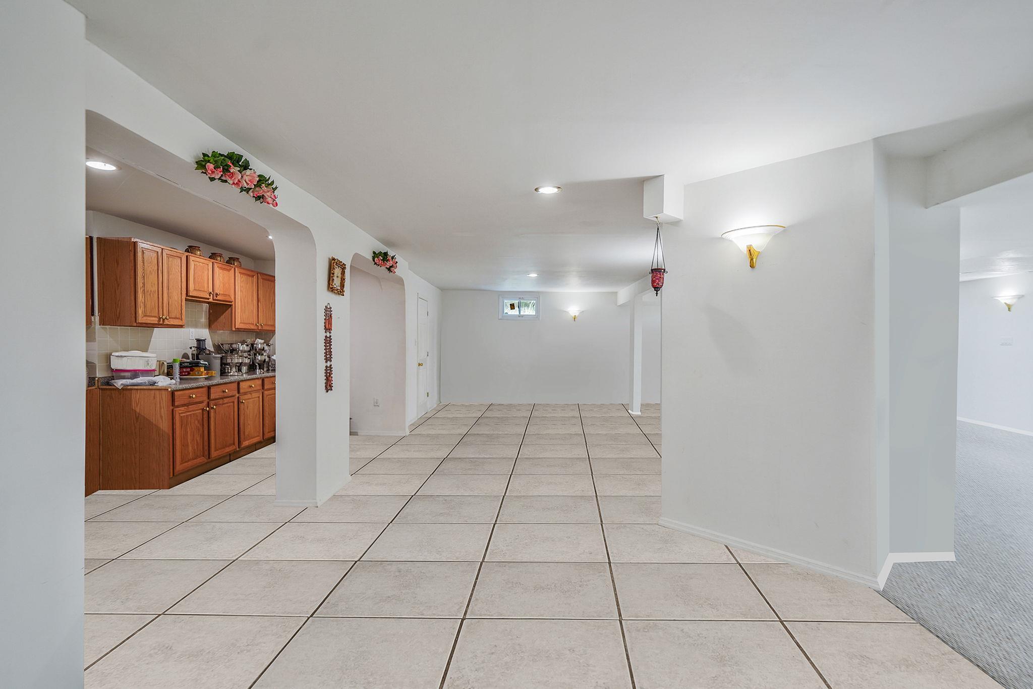 Single Family Sara  Suffolk County, NY 11767, MLS-890871-47