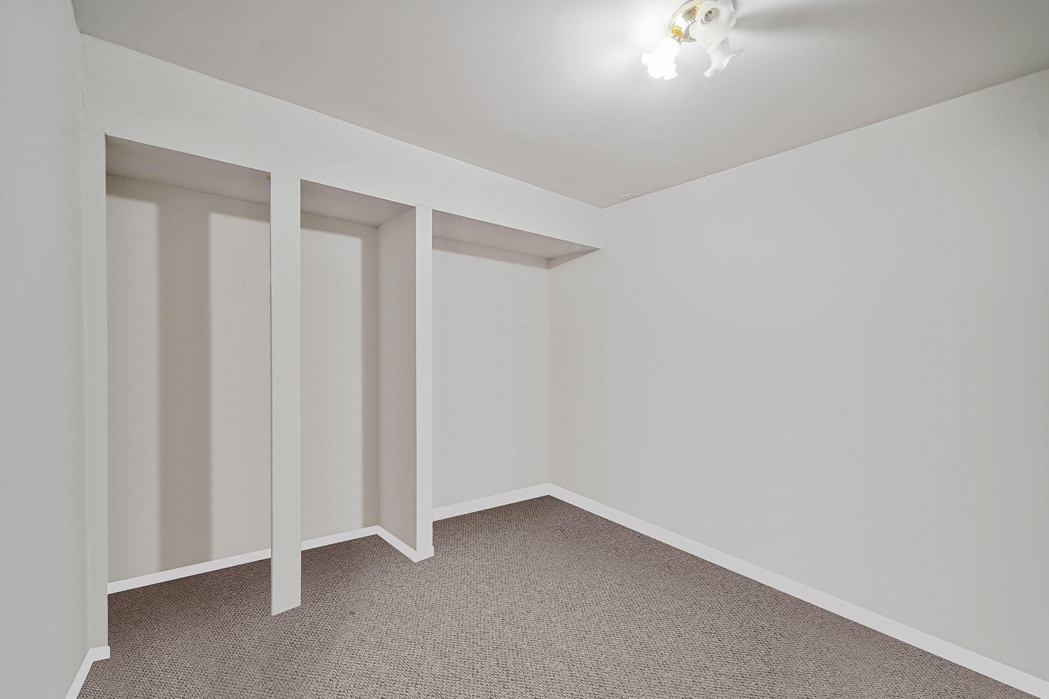 Single Family Sara  Suffolk County, NY 11767, MLS-890871-48