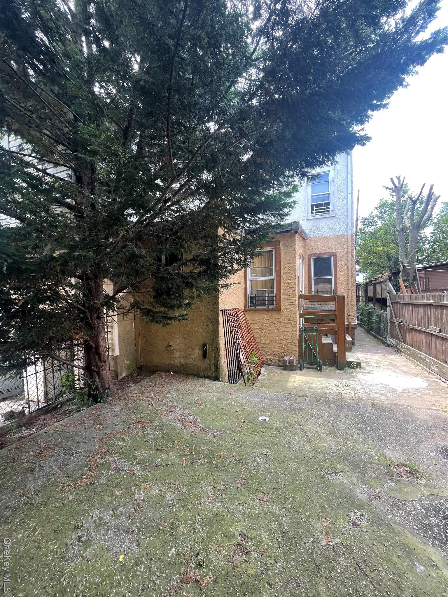 Single Family Hemlock Street  Brooklyn, NY 11208, MLS-890937-14