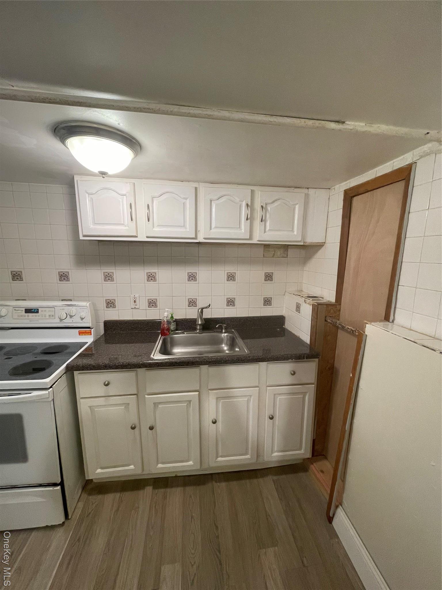 Single Family Hemlock Street  Brooklyn, NY 11208, MLS-890937-5