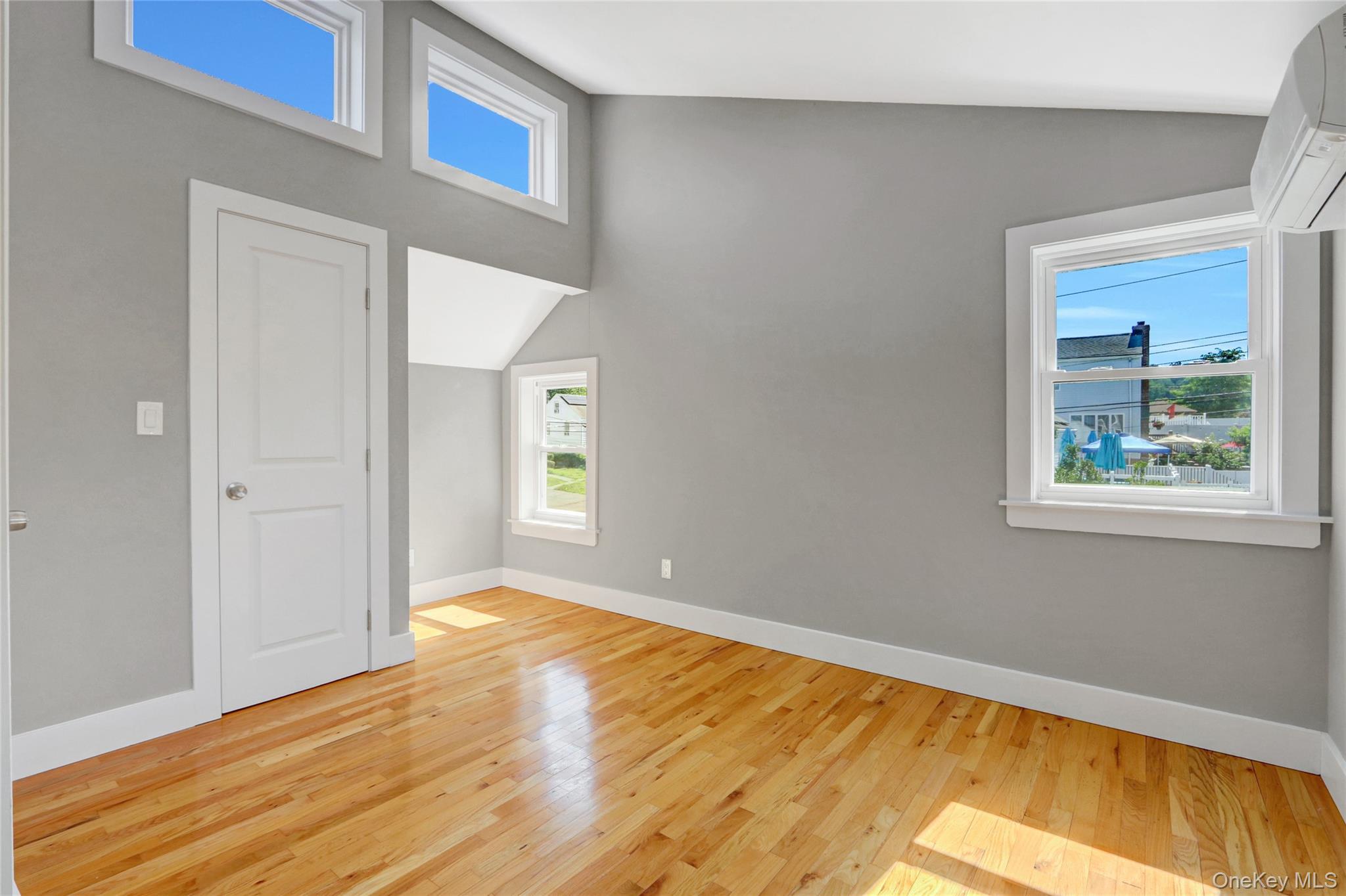 Single Family Delaware  Westchester County, NY 10710, MLS-890959-10