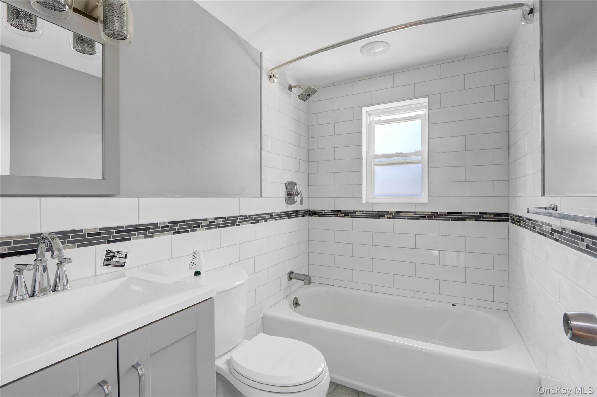 Single Family Delaware  Westchester County, NY 10710, MLS-890959-13