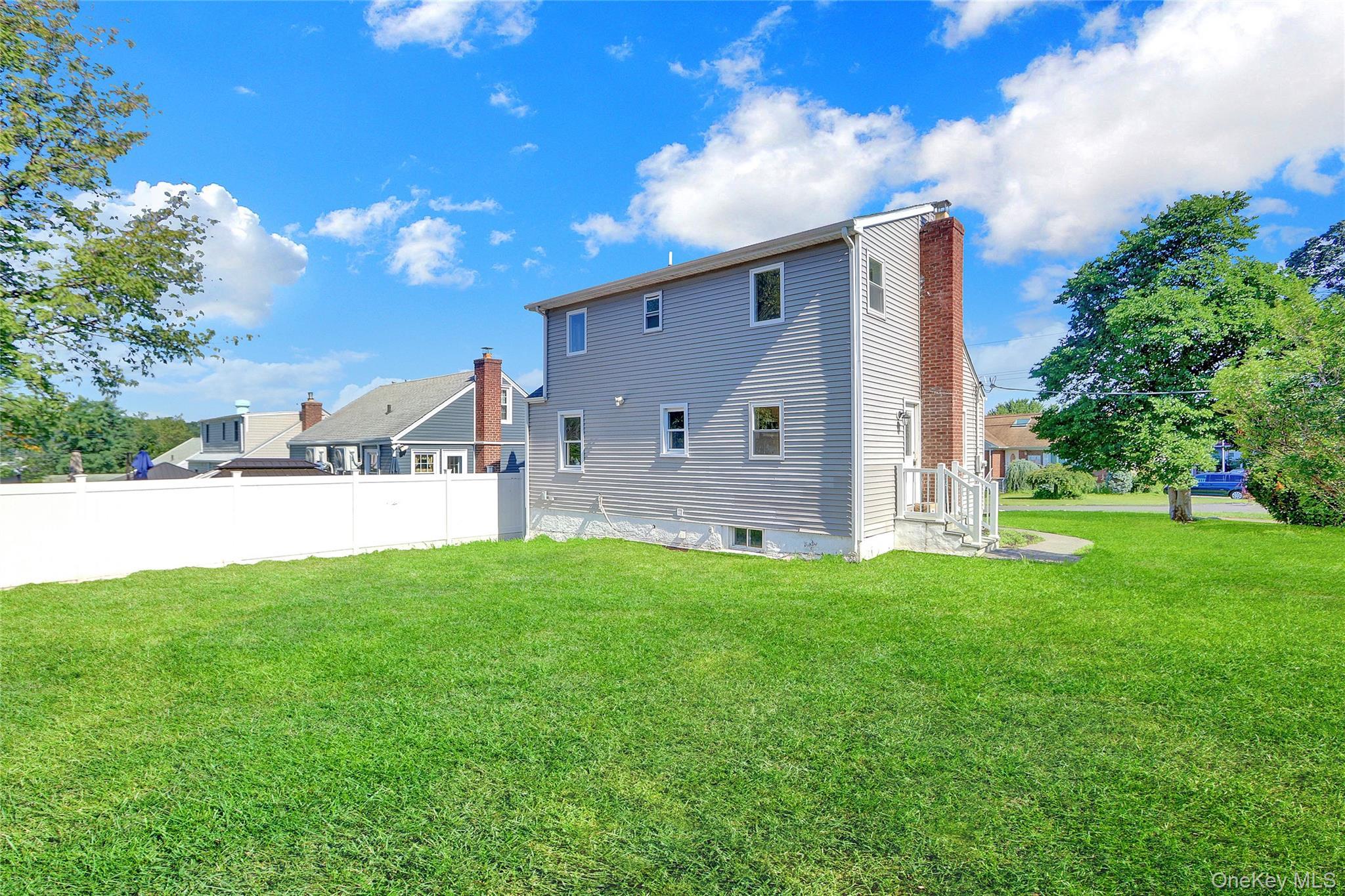 Single Family Delaware  Westchester County, NY 10710, MLS-890959-17