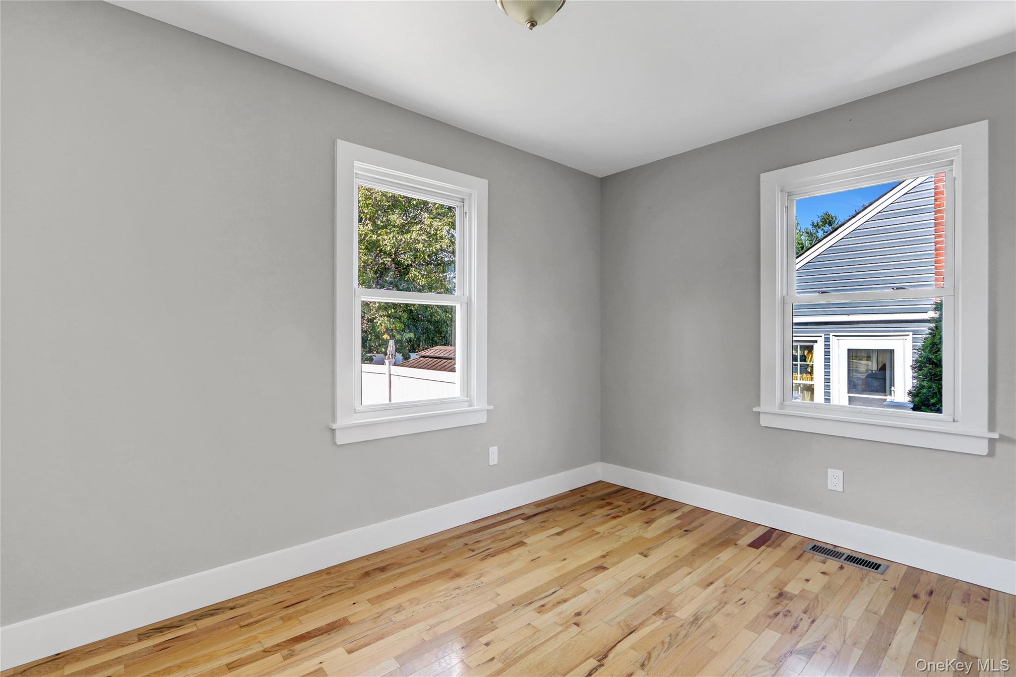 Single Family Delaware  Westchester County, NY 10710, MLS-890959-7