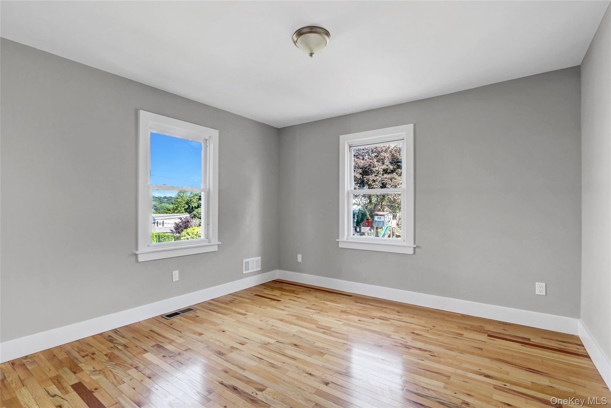 Single Family Delaware  Westchester County, NY 10710, MLS-890959-8