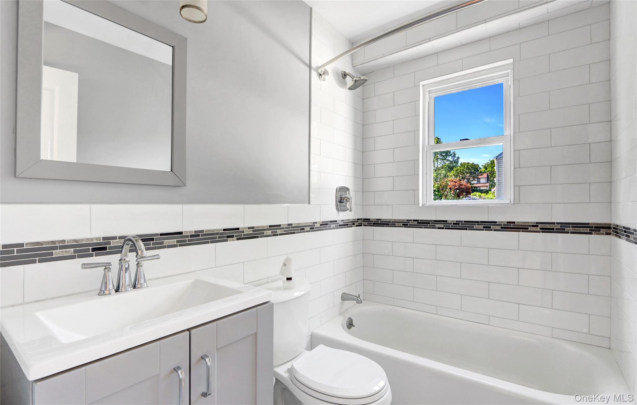 Single Family Delaware  Westchester County, NY 10710, MLS-890959-9