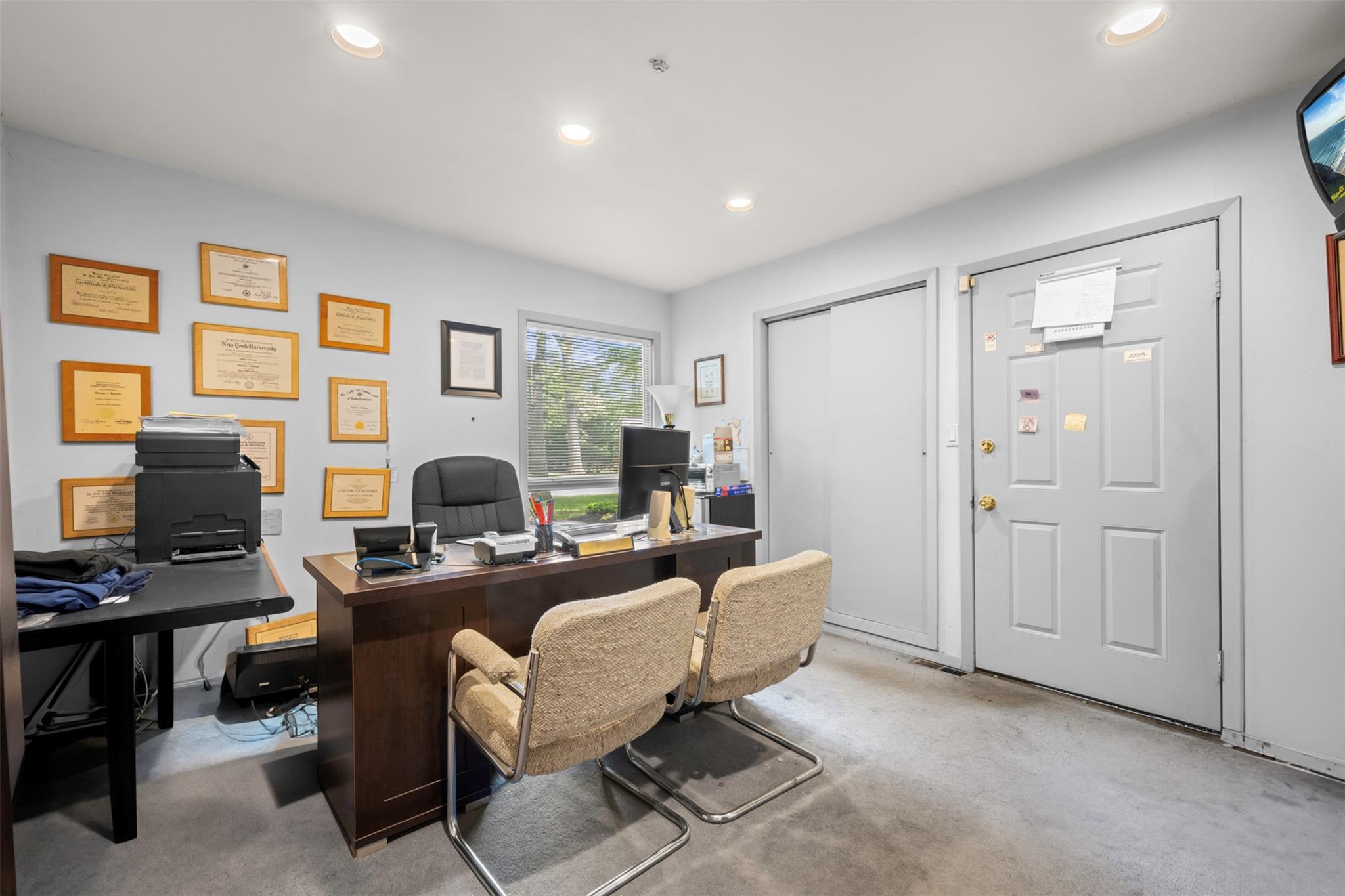 Single Family Hunter  Suffolk County, NY 11764, MLS-890964-25