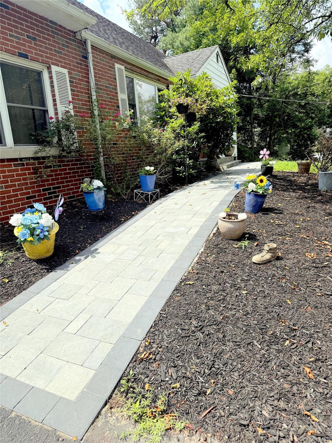 Single Family Windmill  Rockland County, NY 10956, MLS-890979-2