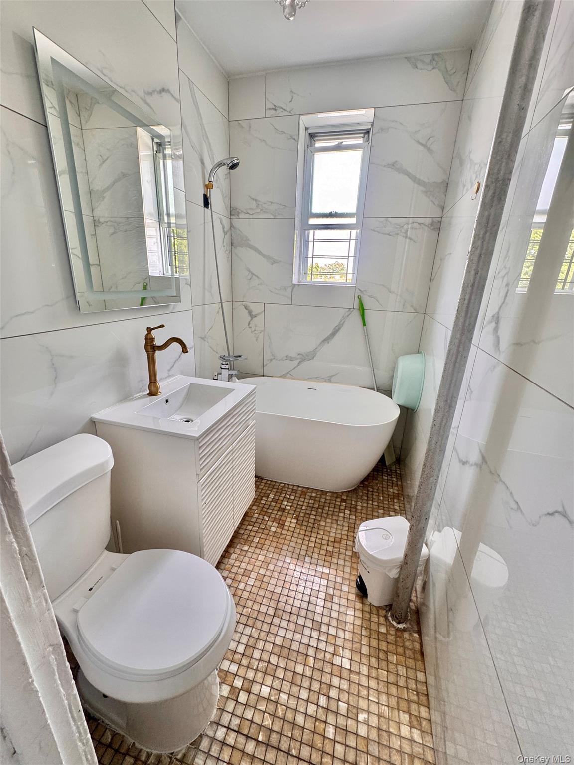 Single Family 34th Ave Queens, NY 11368, MLS-890980-16