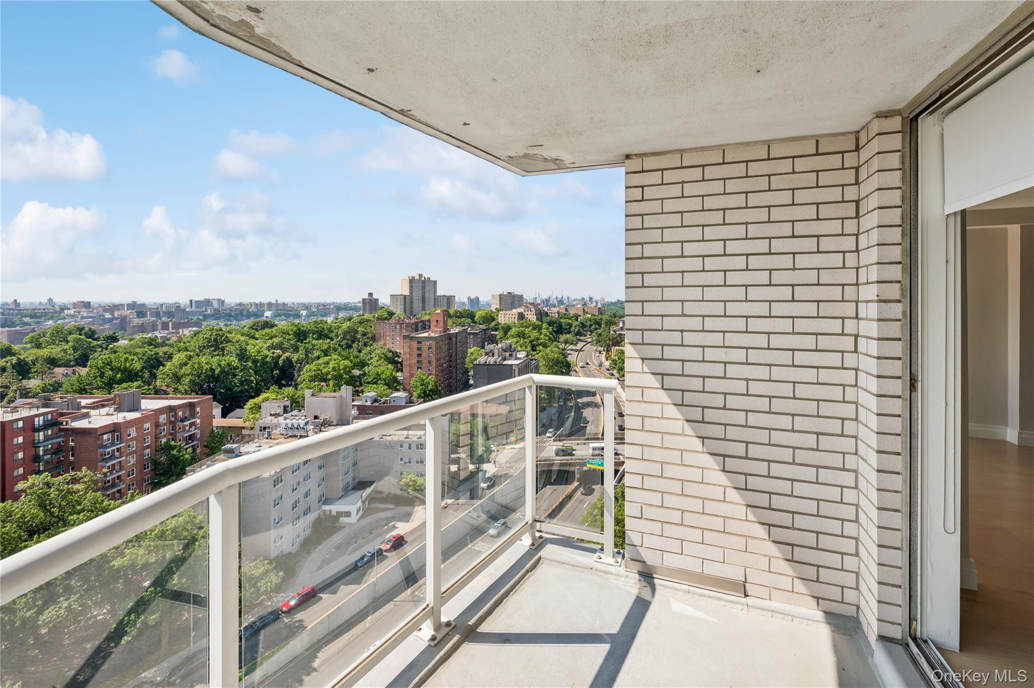 Coop Henry Hudson Parkway  Bronx, NY 10463, MLS-890989-16