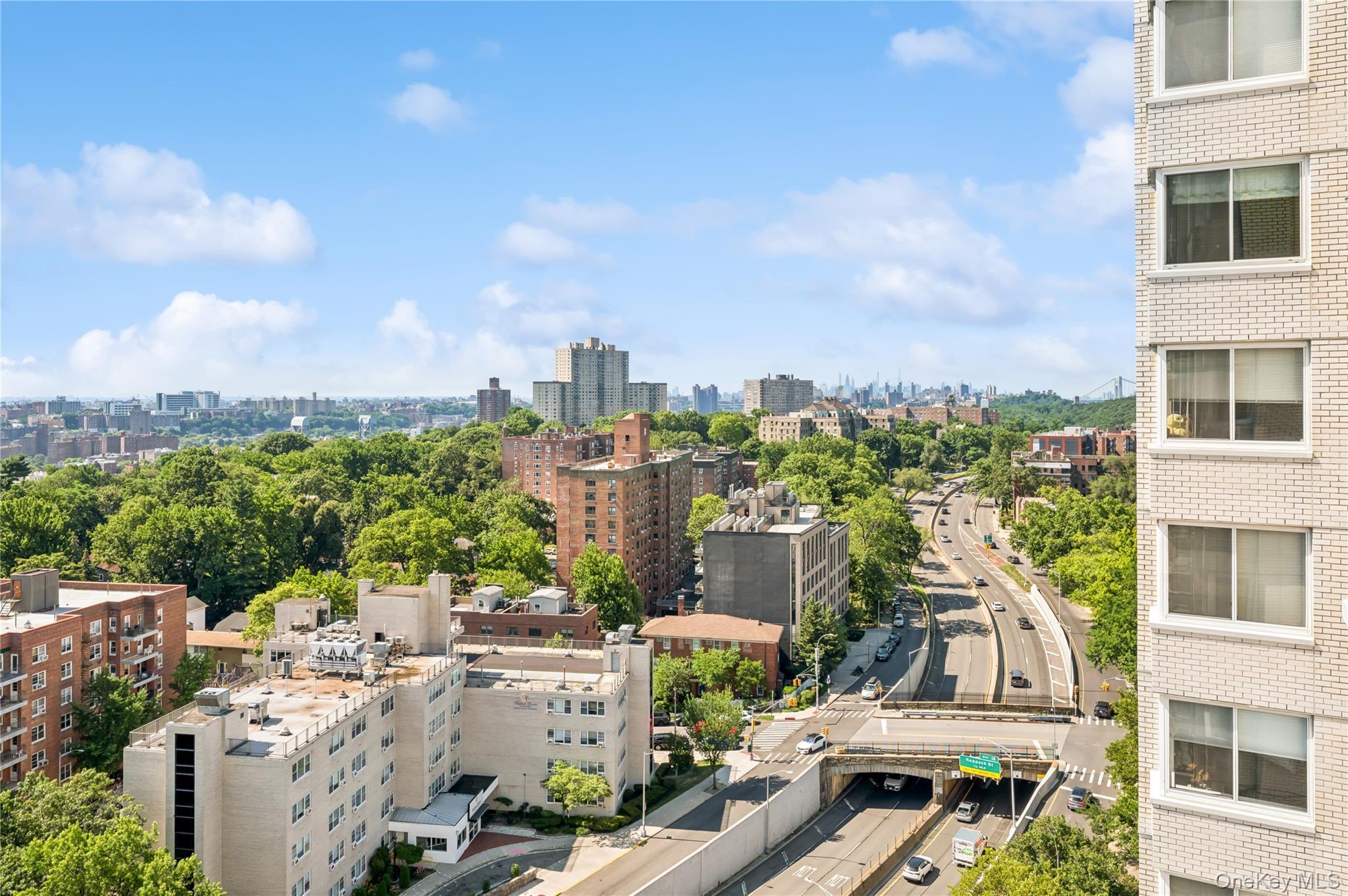 Coop Henry Hudson Parkway  Bronx, NY 10463, MLS-890989-18