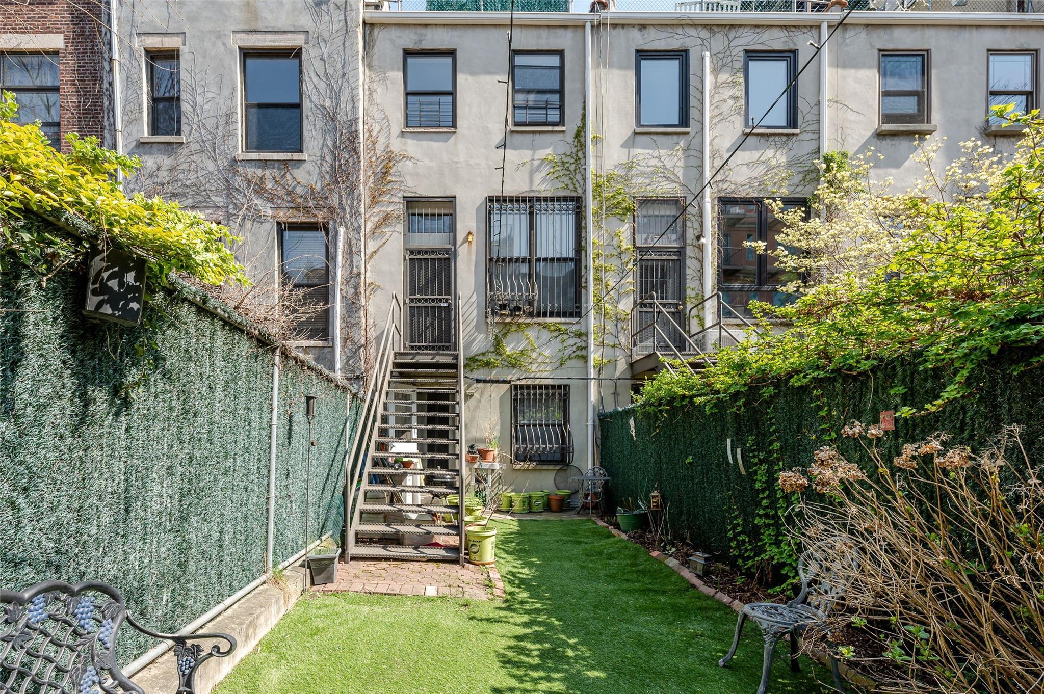 Single Family 132nd  Manhattan, NY 10027, MLS-891064-9