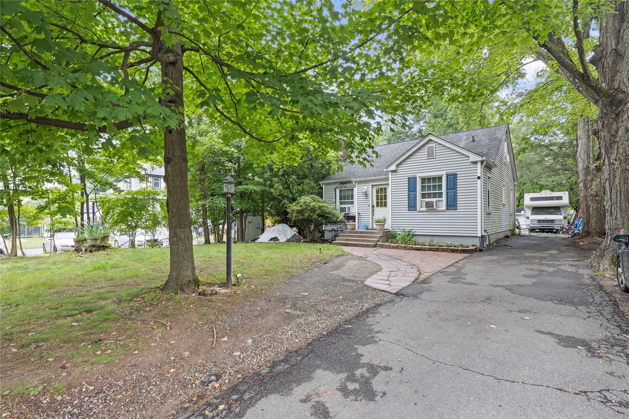 Single Family Saddle River Rockland County, NY 10952, MLS-891066-31