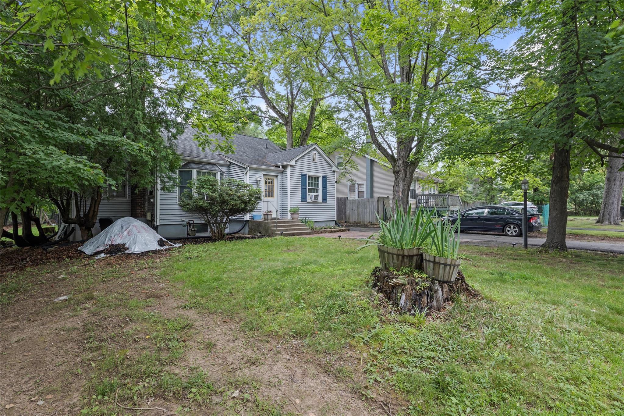 Single Family Saddle River Rockland County, NY 10952, MLS-891066-4