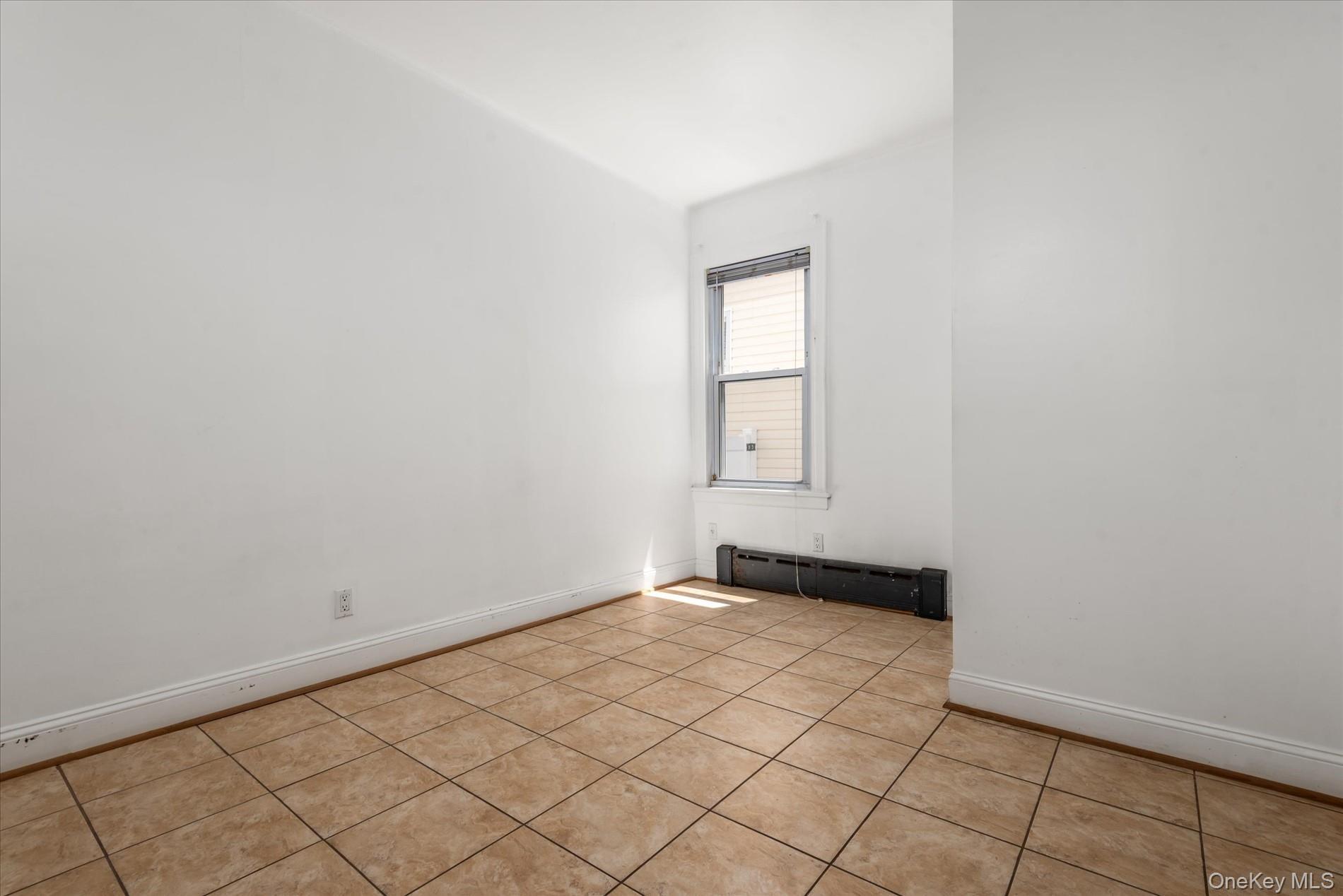 Single Family 86th  Queens, NY 11385, MLS-891067-15