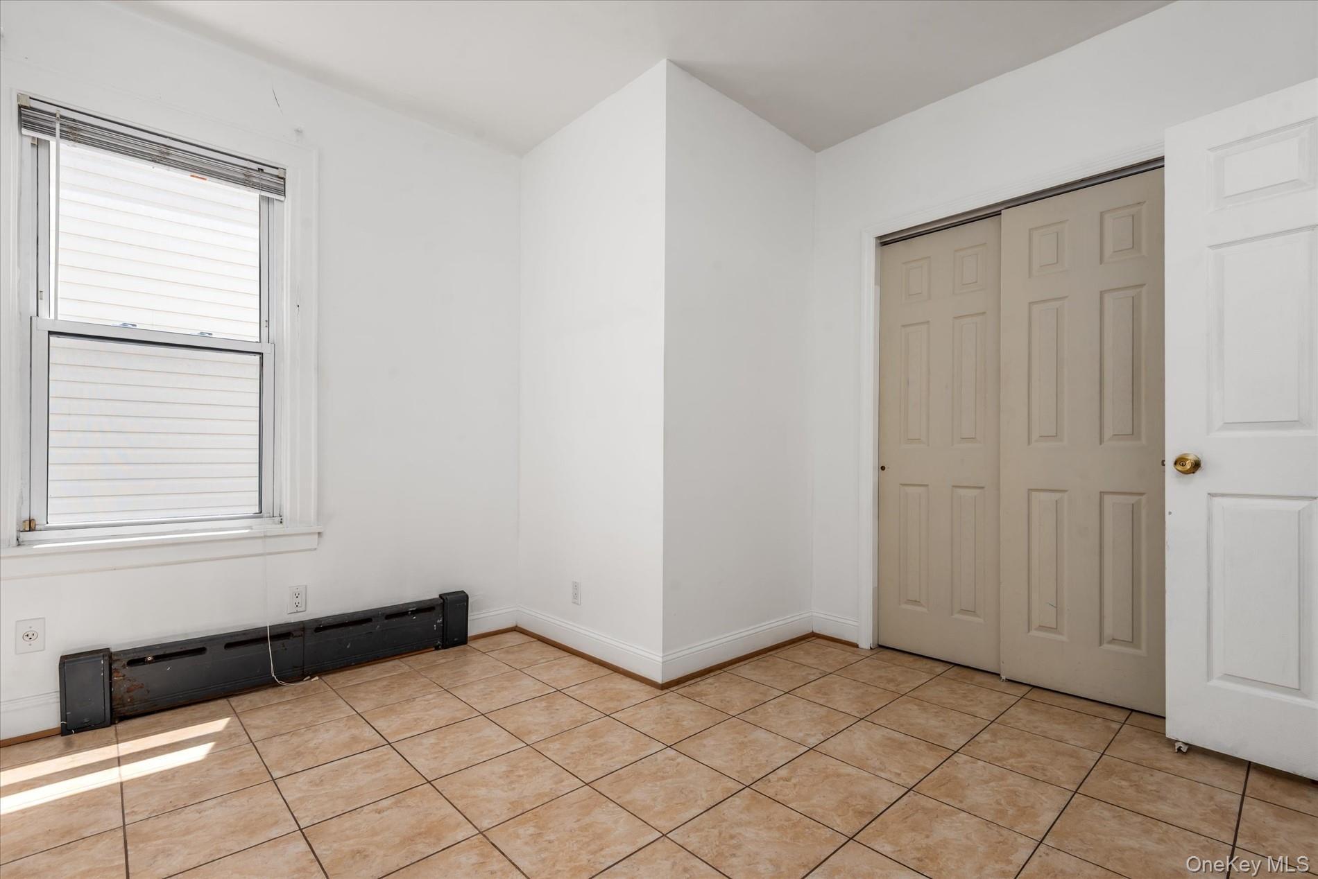 Single Family 86th  Queens, NY 11385, MLS-891067-16