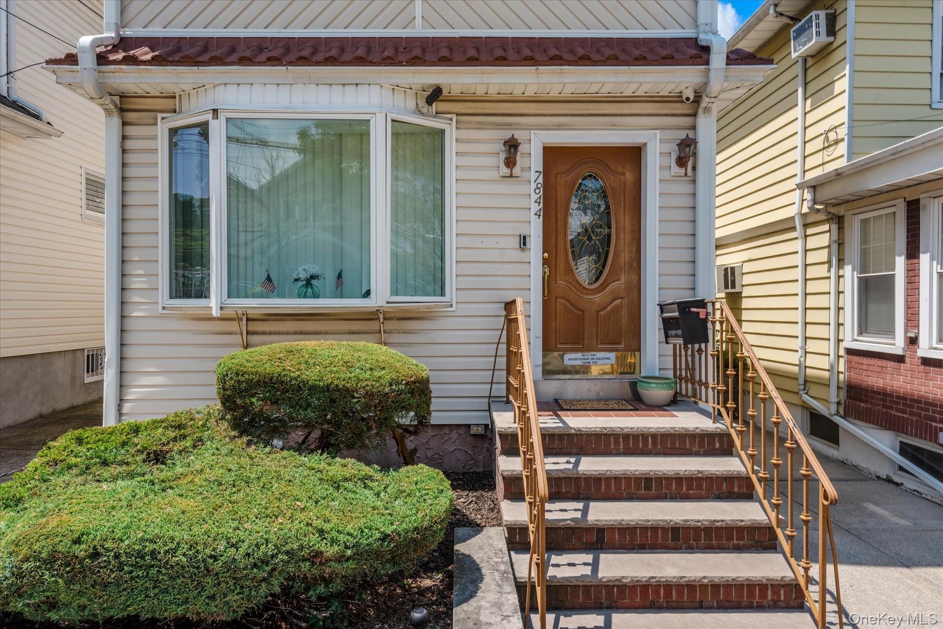 Single Family 86th  Queens, NY 11385, MLS-891067-4