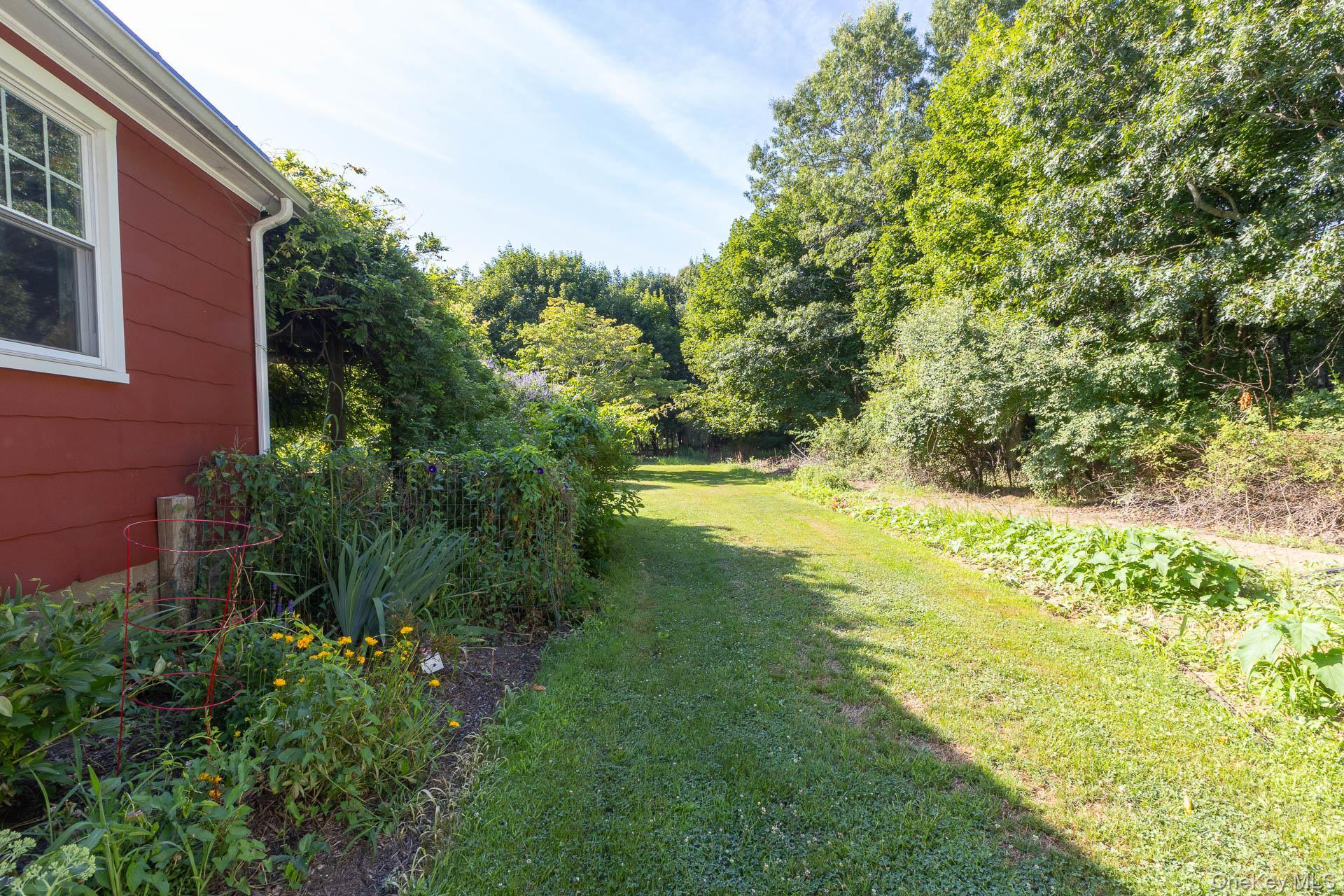 Single Family Sound  Suffolk County, NY 11952, MLS-891080-27