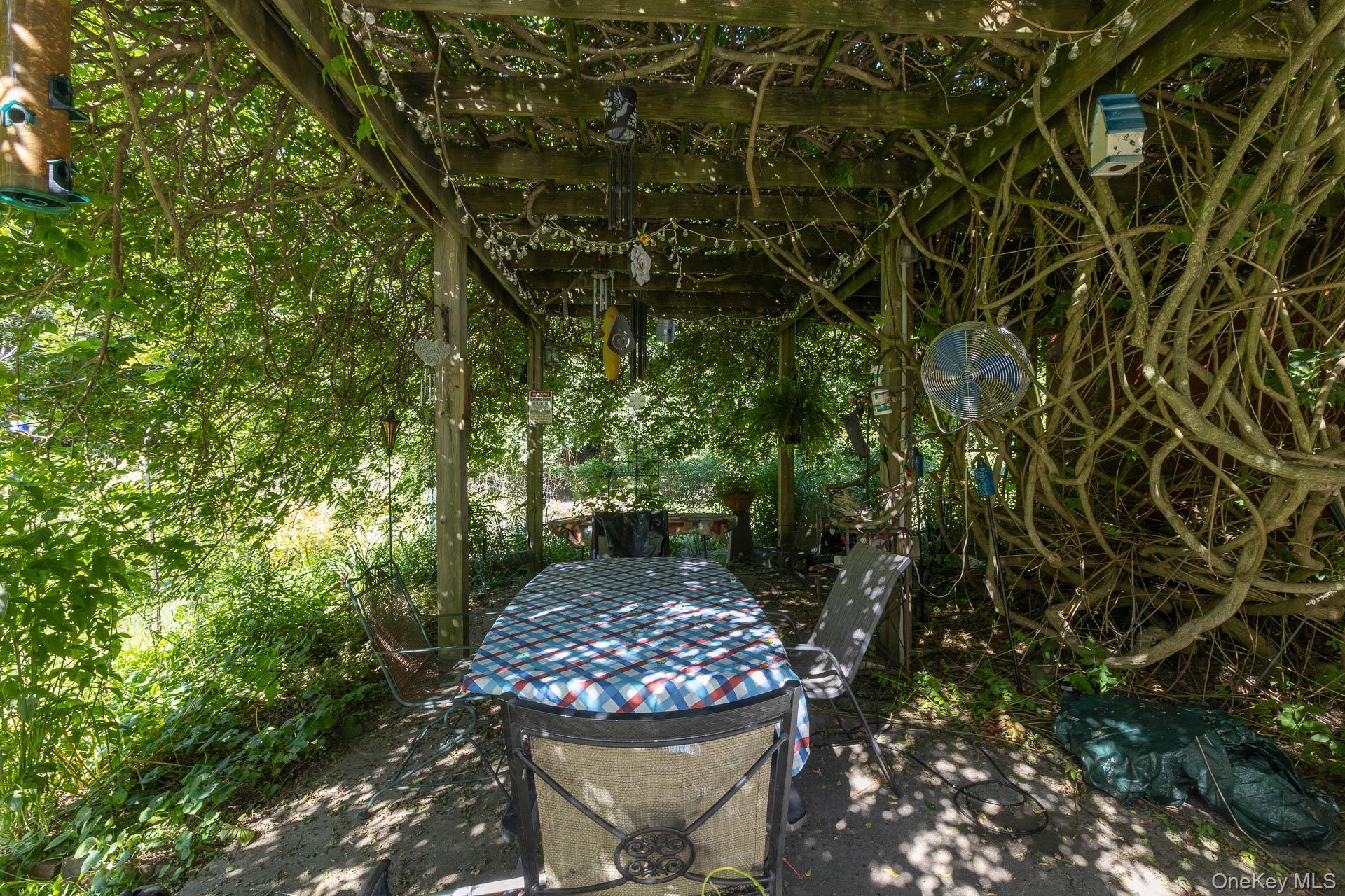 Single Family Sound  Suffolk County, NY 11952, MLS-891080-34