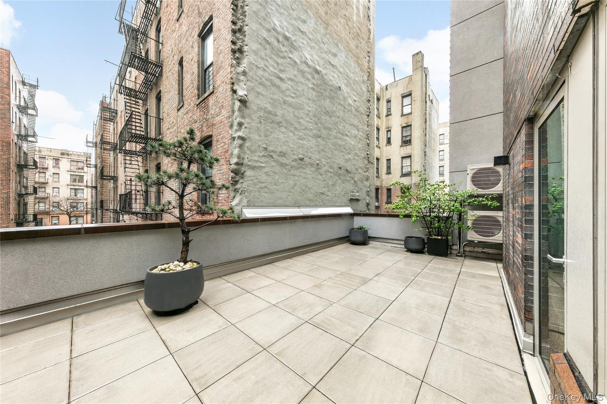 Condo Pinehurst  Manhattan, NY 10033, MLS-891091-5