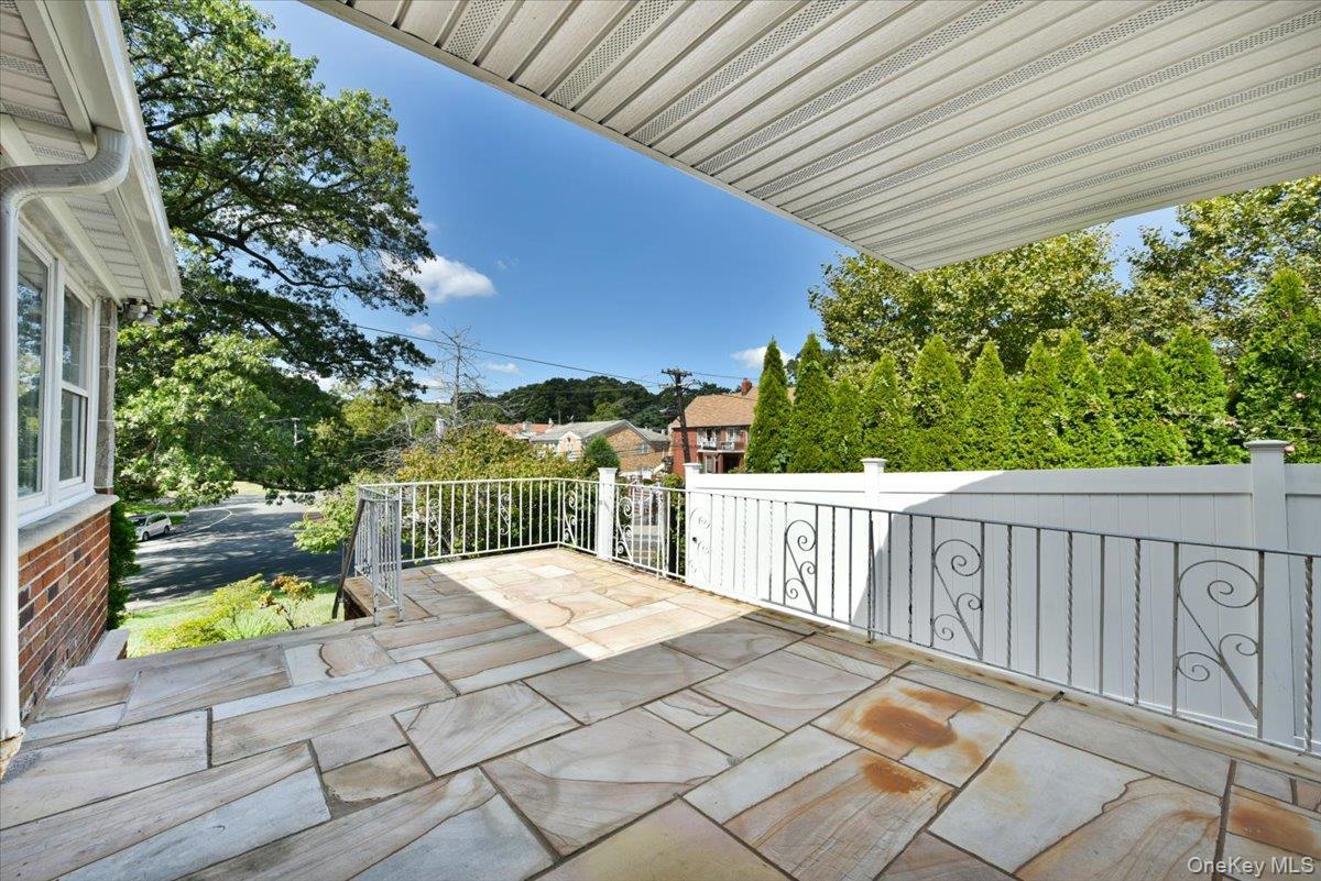 Single Family Marengo Queens, NY 11423, MLS-891100-7