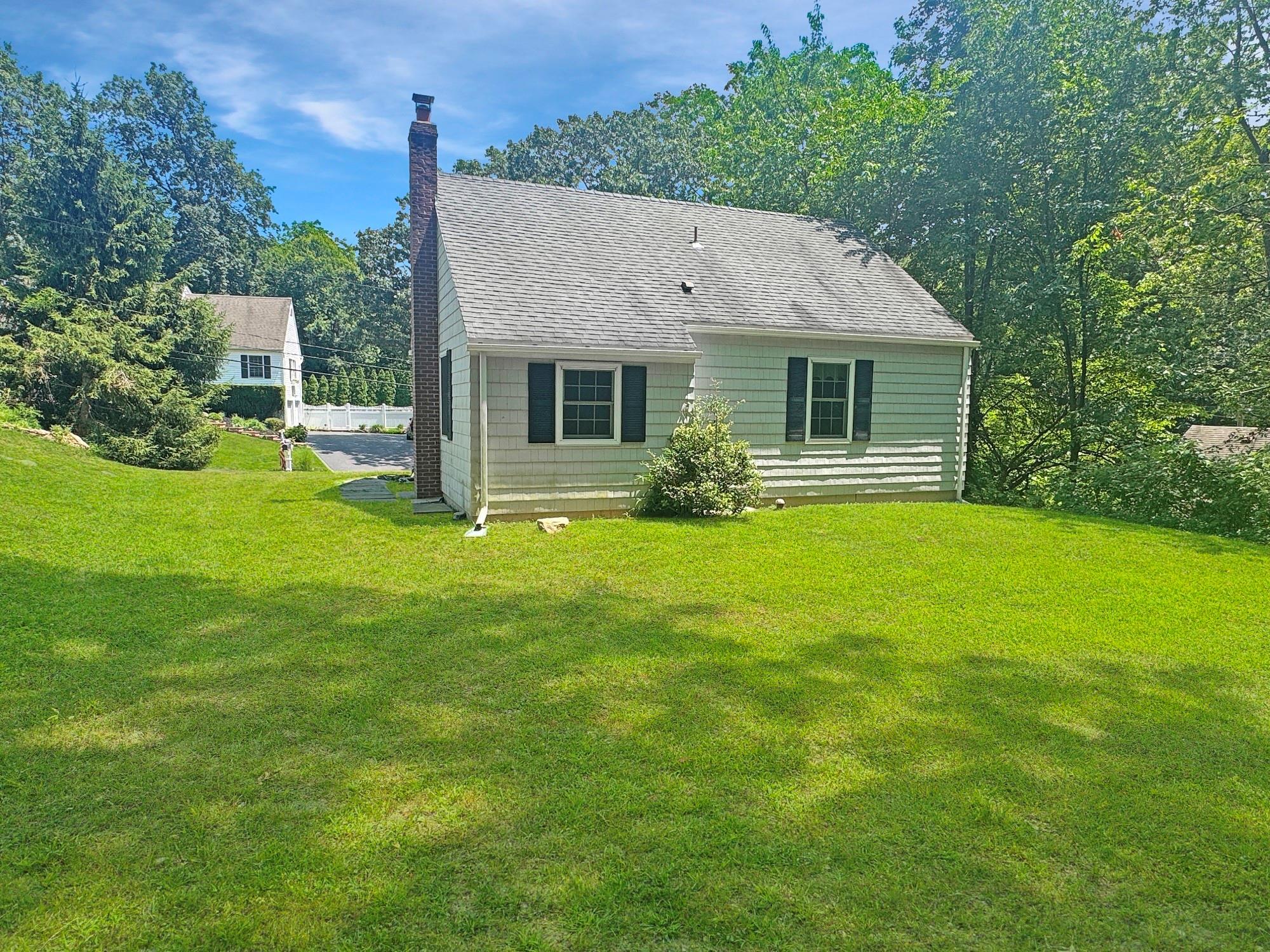 Single Family Dogwood  Suffolk County, NY 11790, MLS-891102-13