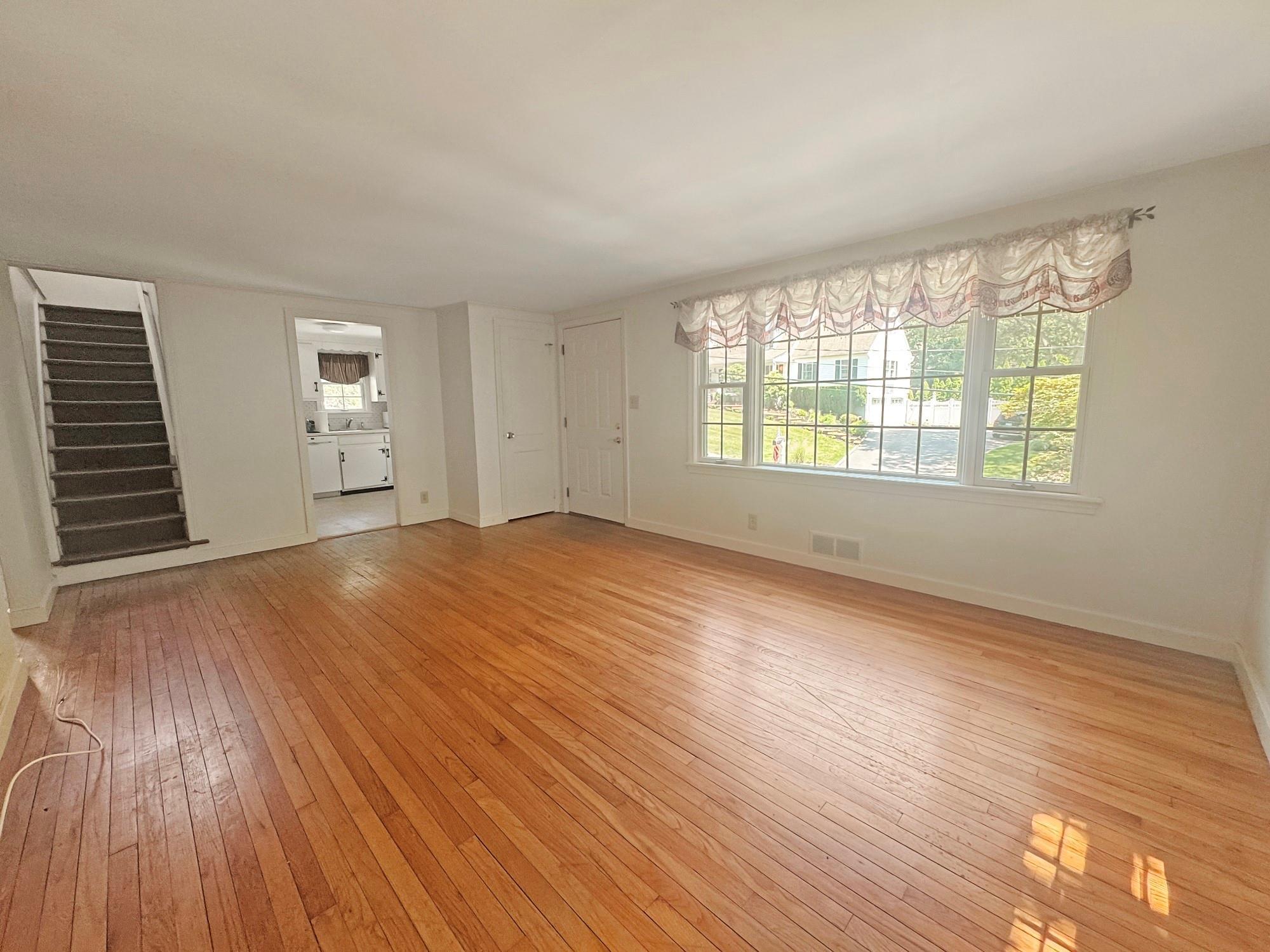 Single Family Dogwood  Suffolk County, NY 11790, MLS-891102-3