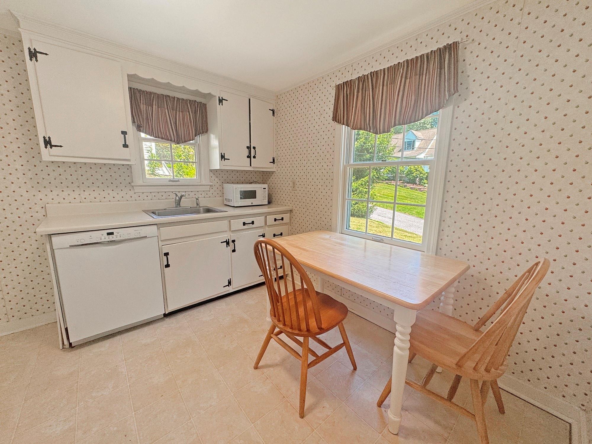 Single Family Dogwood  Suffolk County, NY 11790, MLS-891102-4