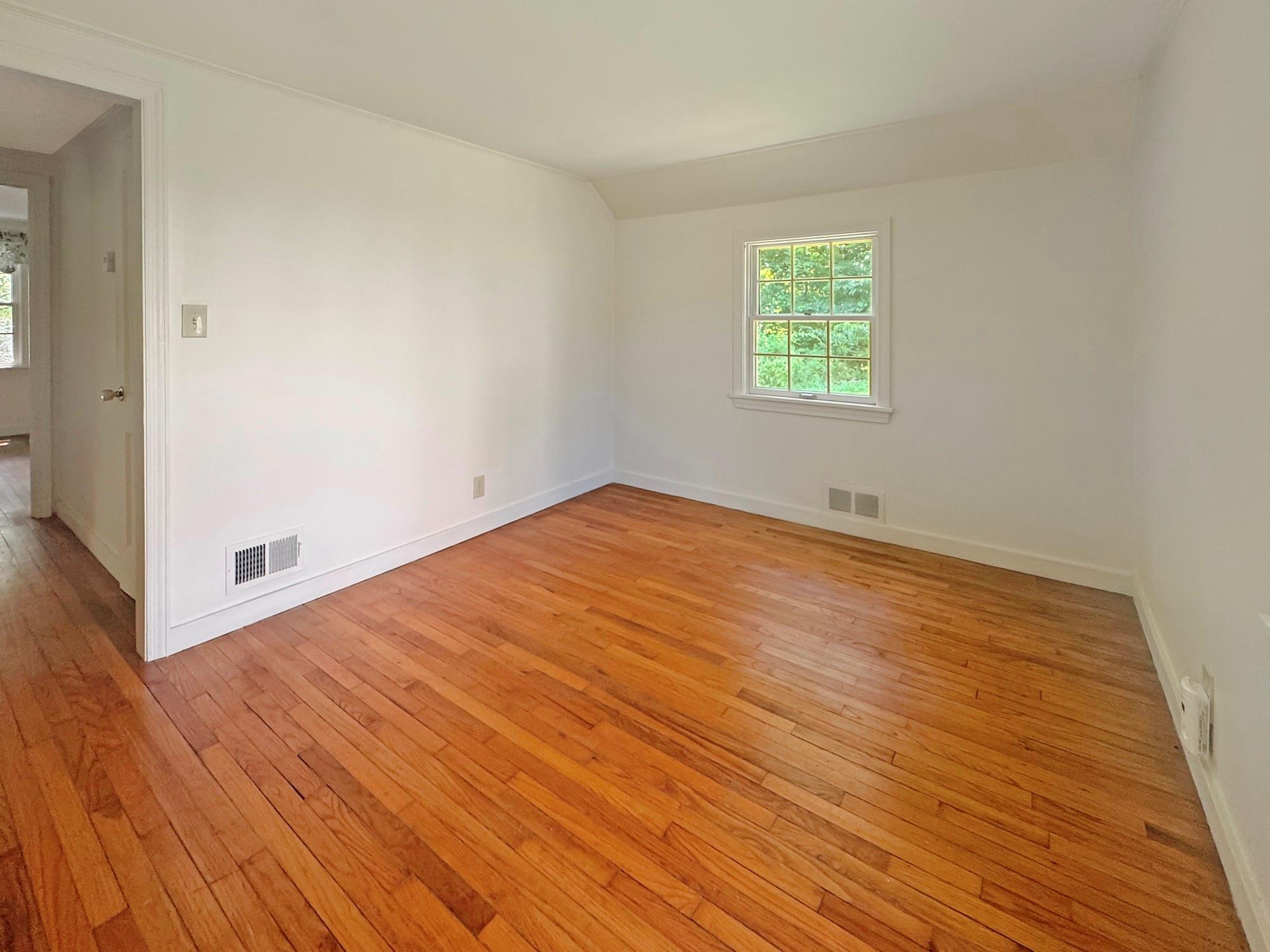 Single Family Dogwood  Suffolk County, NY 11790, MLS-891102-8