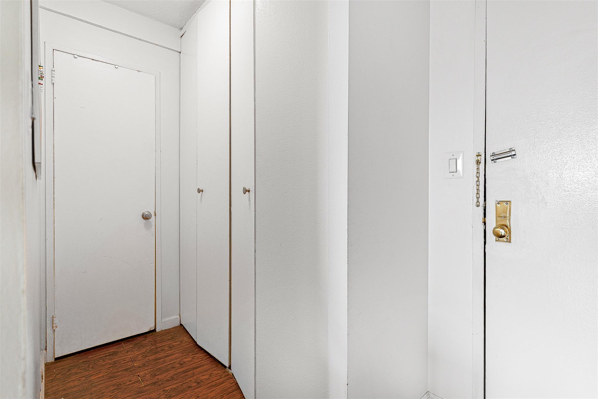 Apartment Union  Queens, NY 11367, MLS-891135-5
