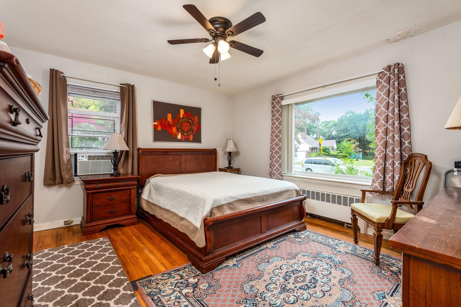 Single Family Mc Laughlin Queens, NY 11423, MLS-891147-13