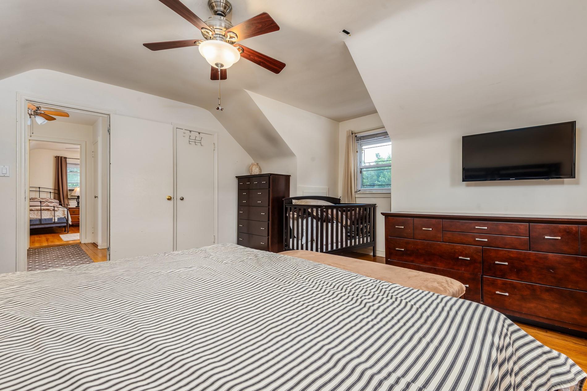 Single Family Mc Laughlin Queens, NY 11423, MLS-891147-17