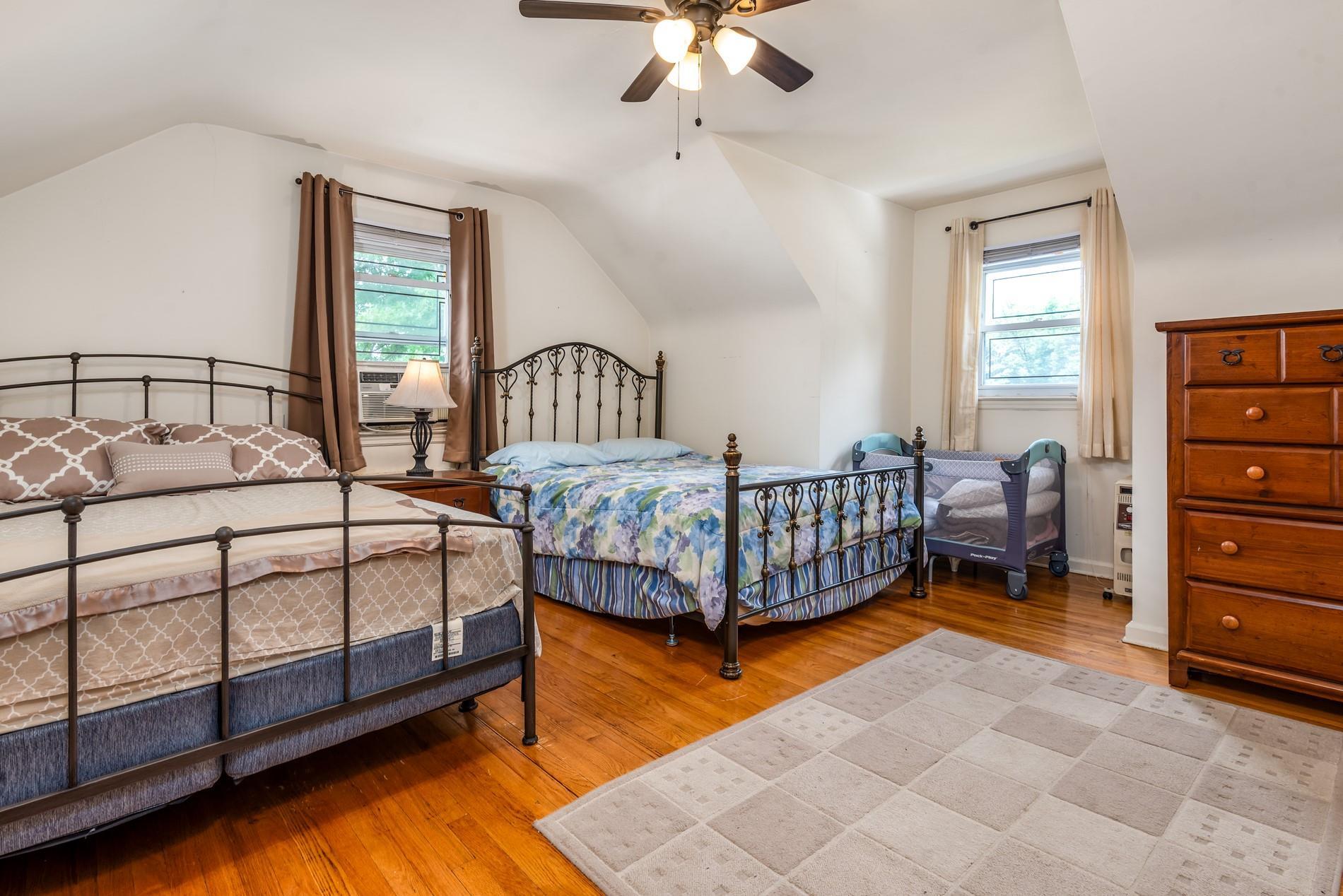 Single Family Mc Laughlin Queens, NY 11423, MLS-891147-18