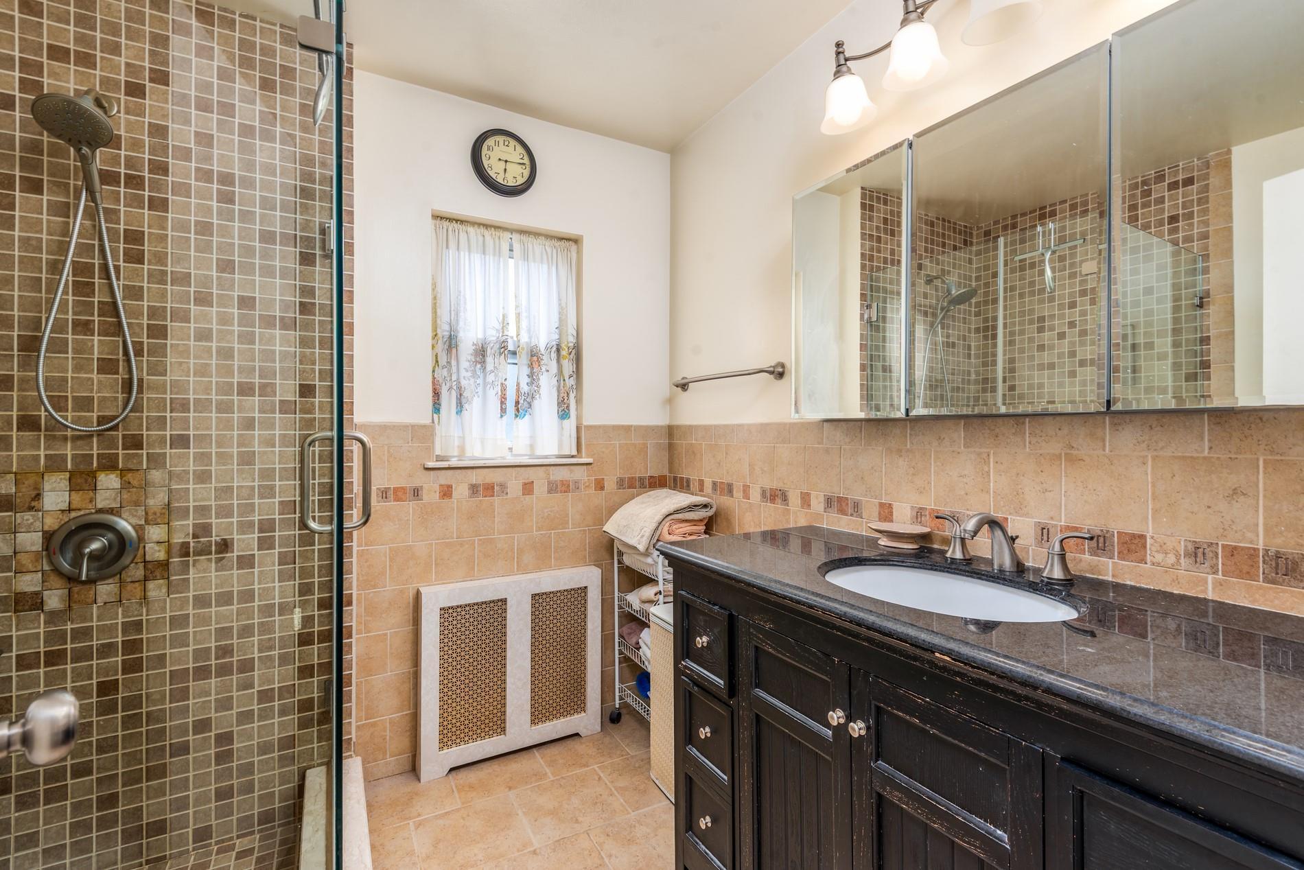 Single Family Mc Laughlin Queens, NY 11423, MLS-891147-20