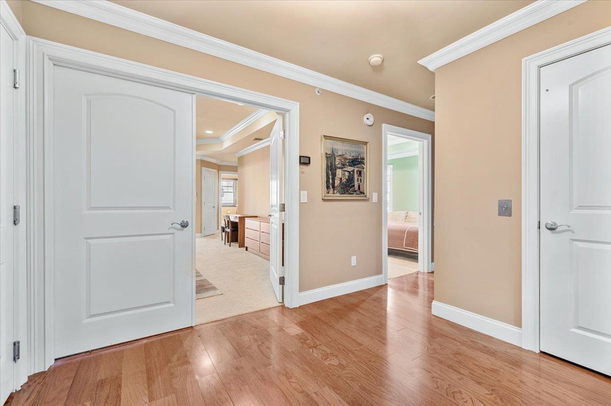 Condo Pacing  Nassau County, NY 11590, MLS-891184-22