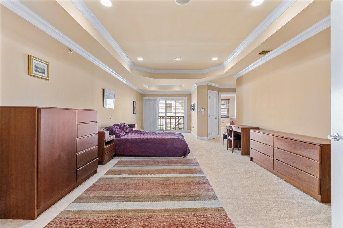 Condo Pacing  Nassau County, NY 11590, MLS-891184-24