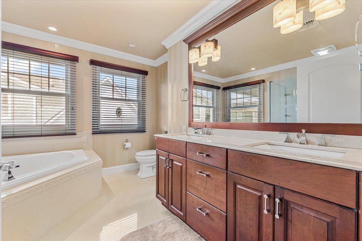 Condo Pacing  Nassau County, NY 11590, MLS-891184-28