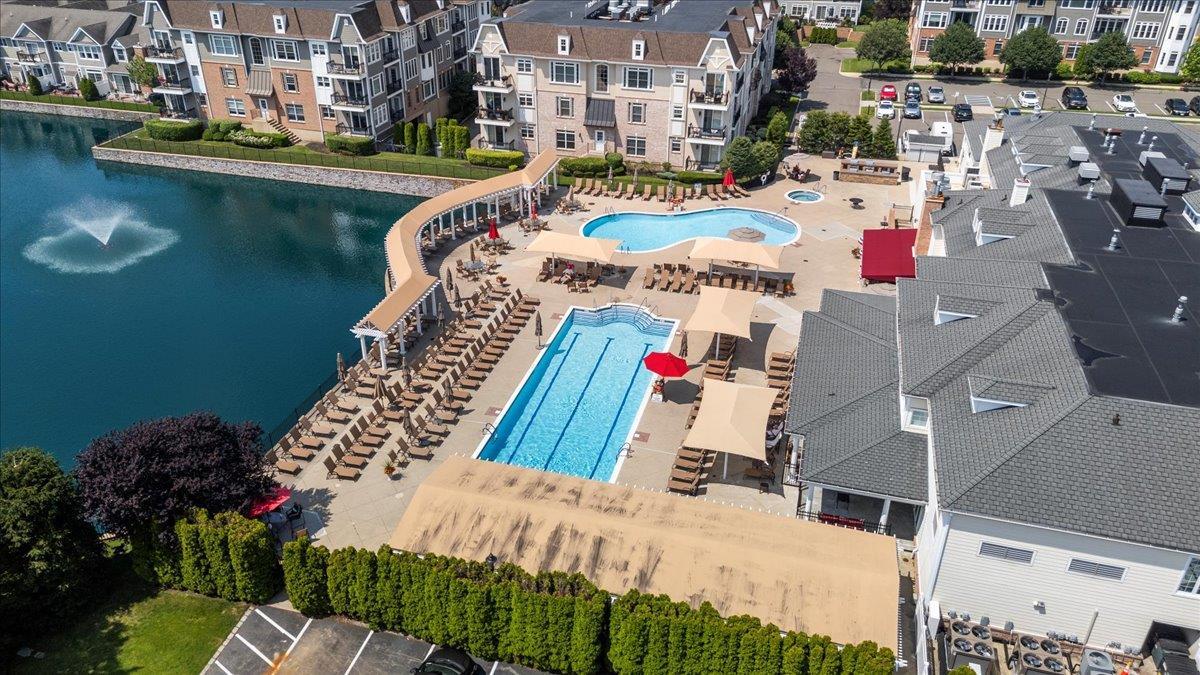 Condo Pacing  Nassau County, NY 11590, MLS-891184-40