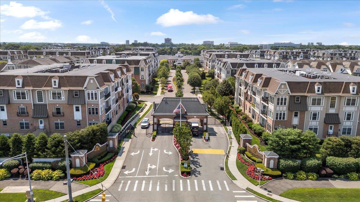 Condo Pacing  Nassau County, NY 11590, MLS-891184-41