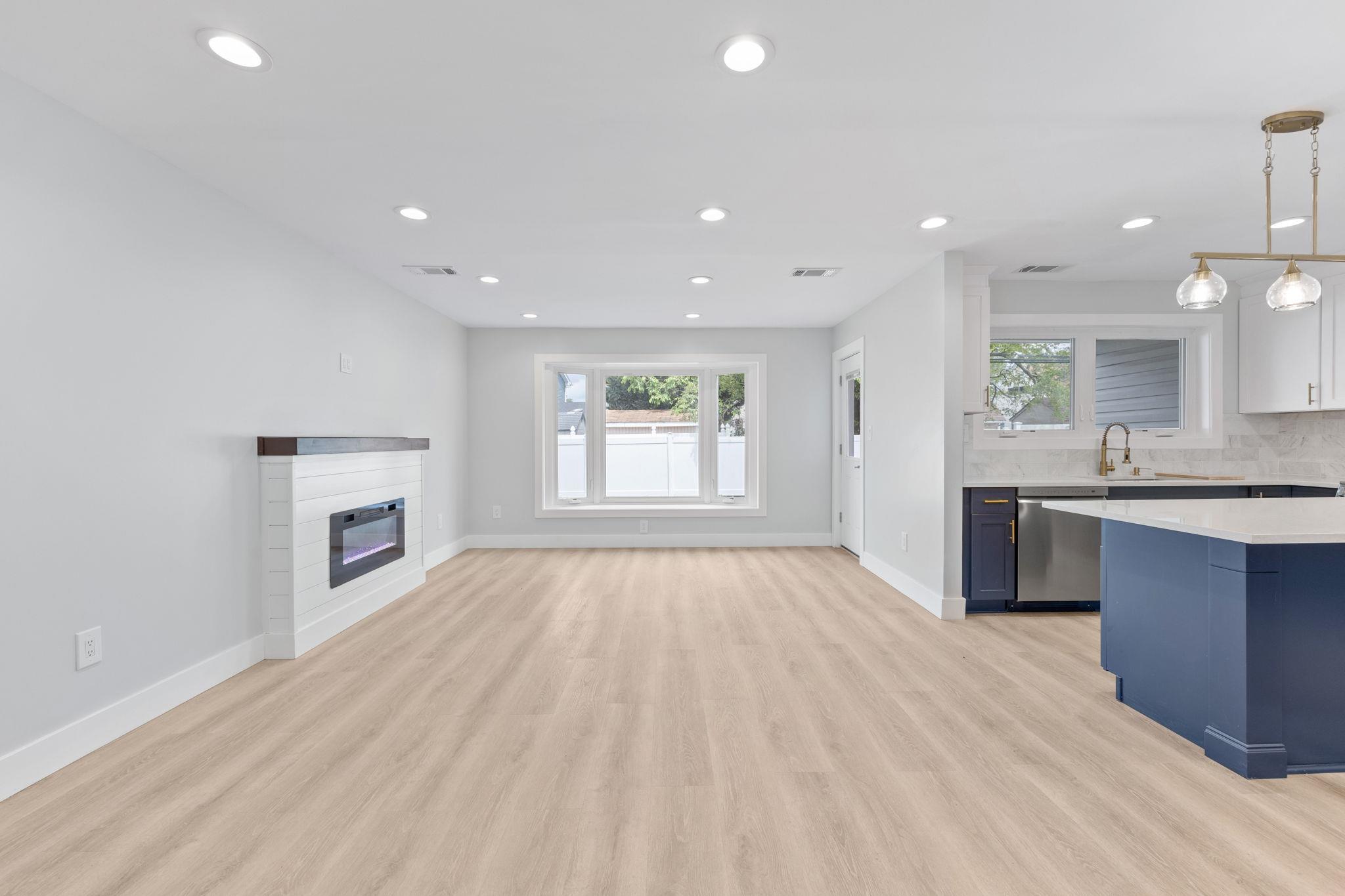 Single Family Stirrup Nassau County, NY 11756, MLS-891195-14