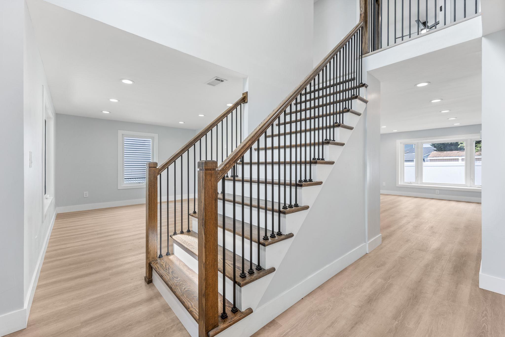 Single Family Stirrup Nassau County, NY 11756, MLS-891195-22