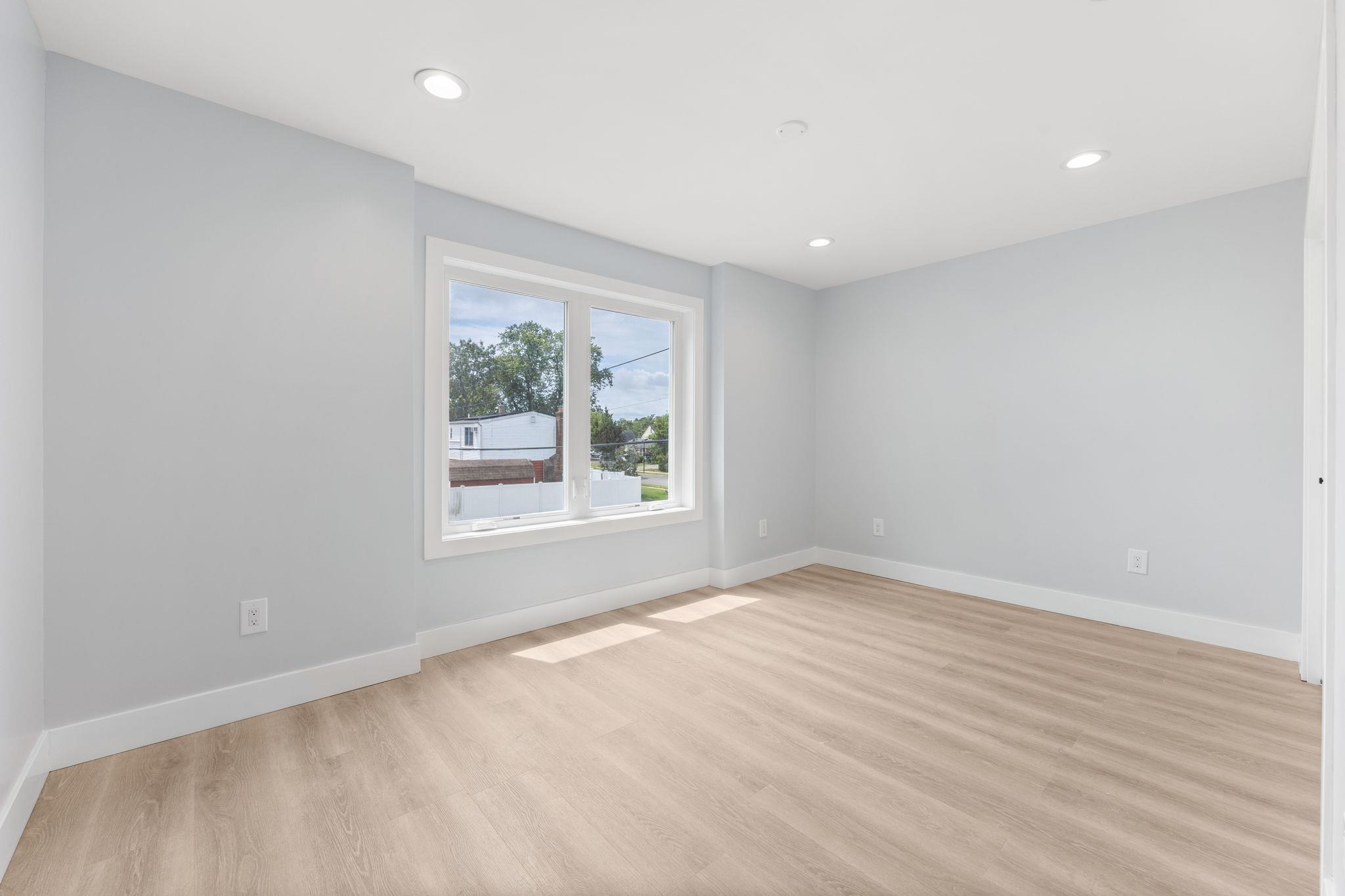 Single Family Stirrup Nassau County, NY 11756, MLS-891195-23