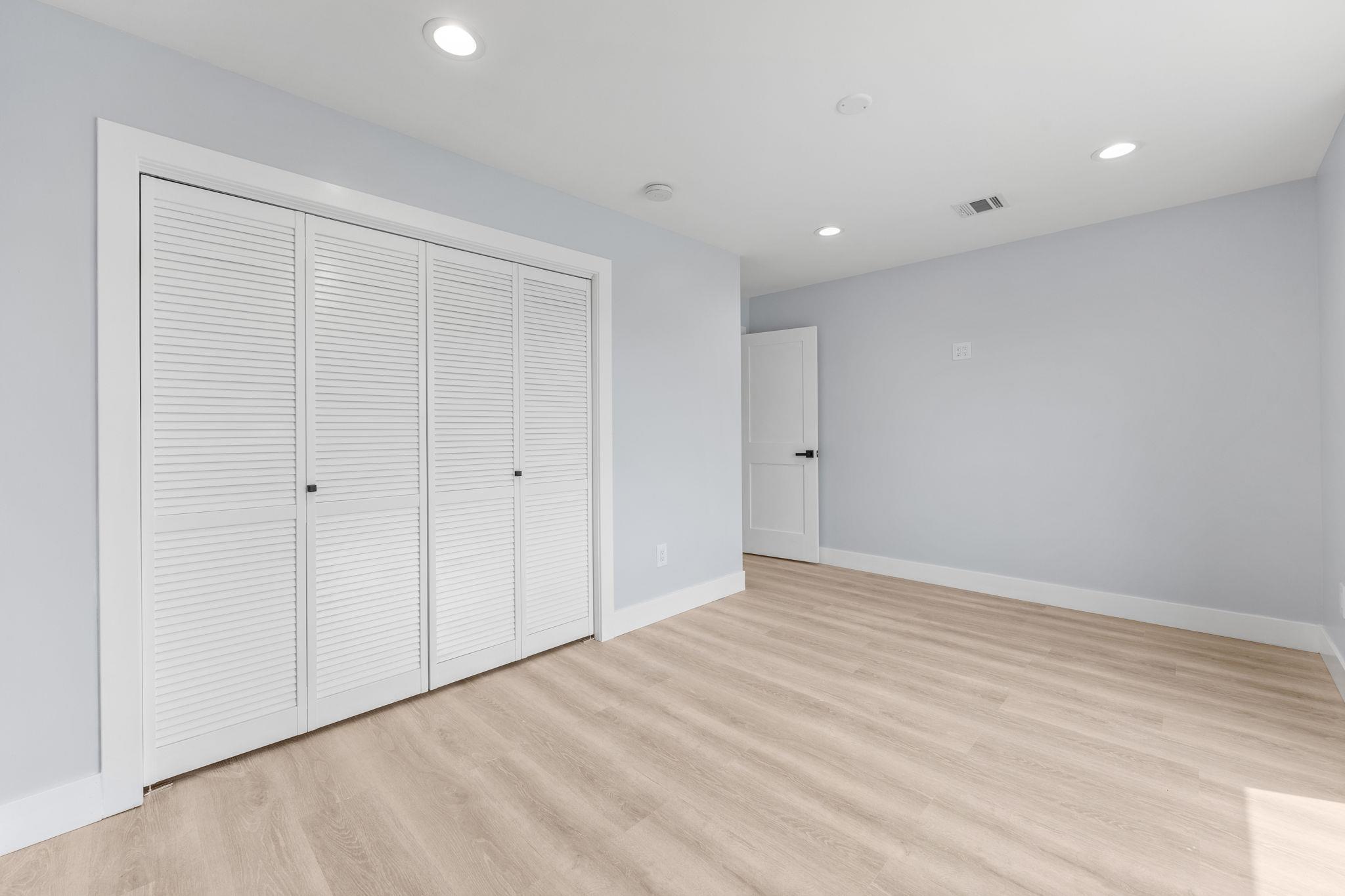 Single Family Stirrup Nassau County, NY 11756, MLS-891195-24