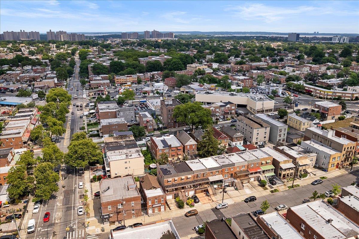 Single Family Paulding  Bronx, NY 10469, MLS-891251-27