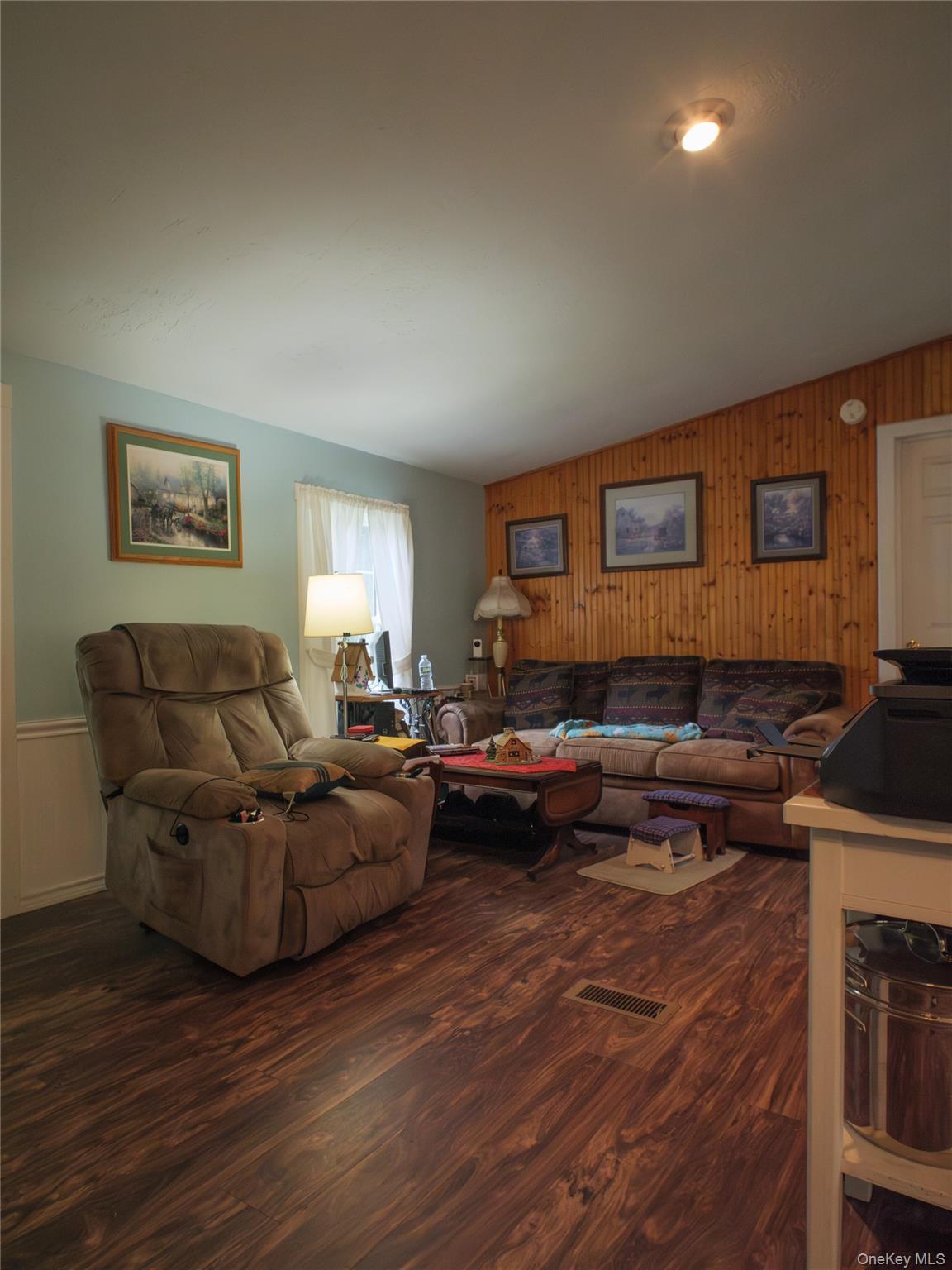 Single Family Route 9g  Dutchess County, NY 12580, MLS-891257-12