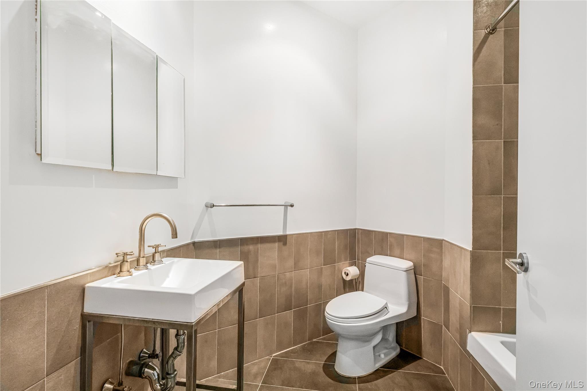 Condo Berry  Brooklyn, NY 11249, MLS-891281-17