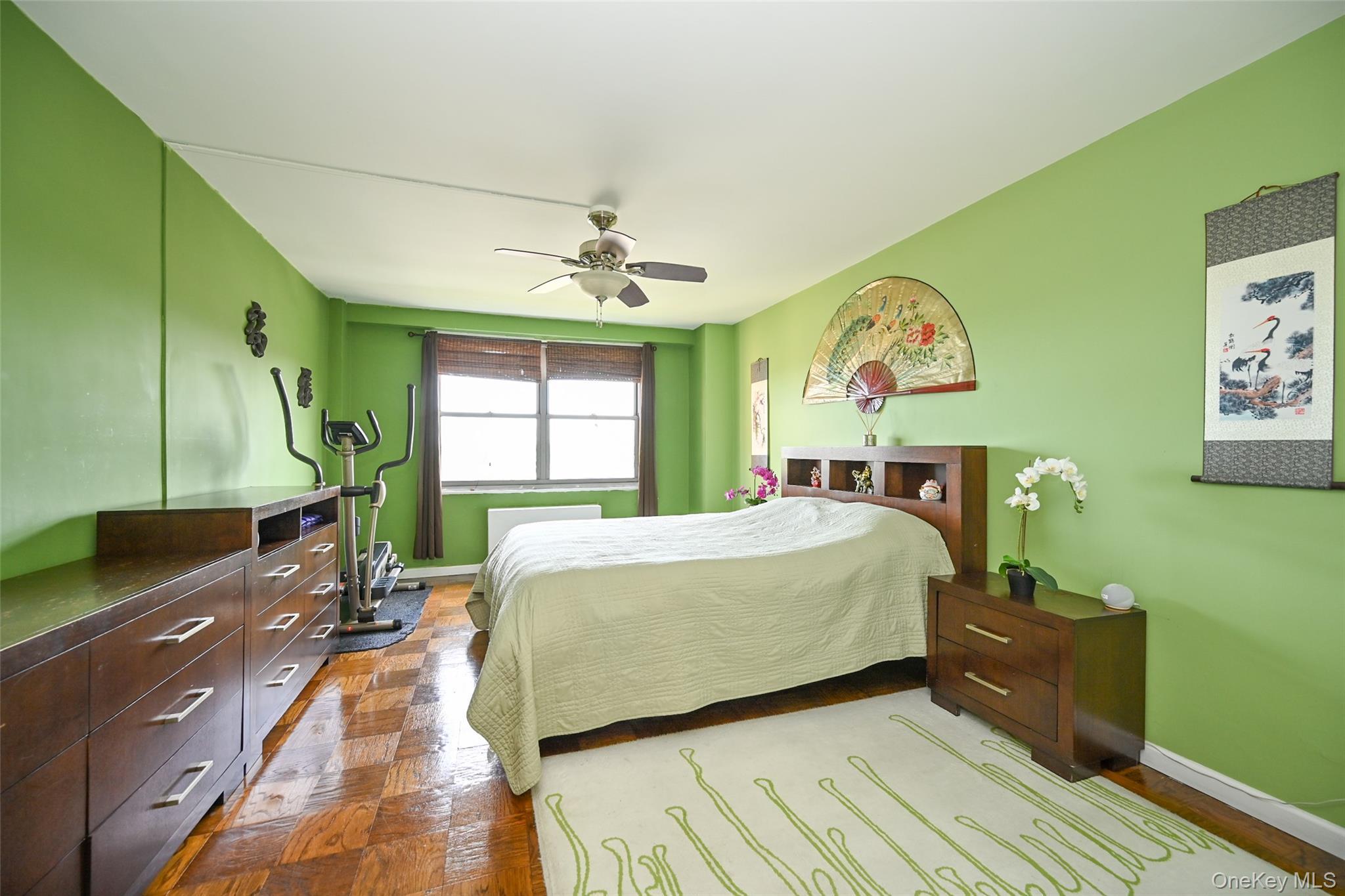 Coop Grand Central  Queens, NY 11375, MLS-891317-25