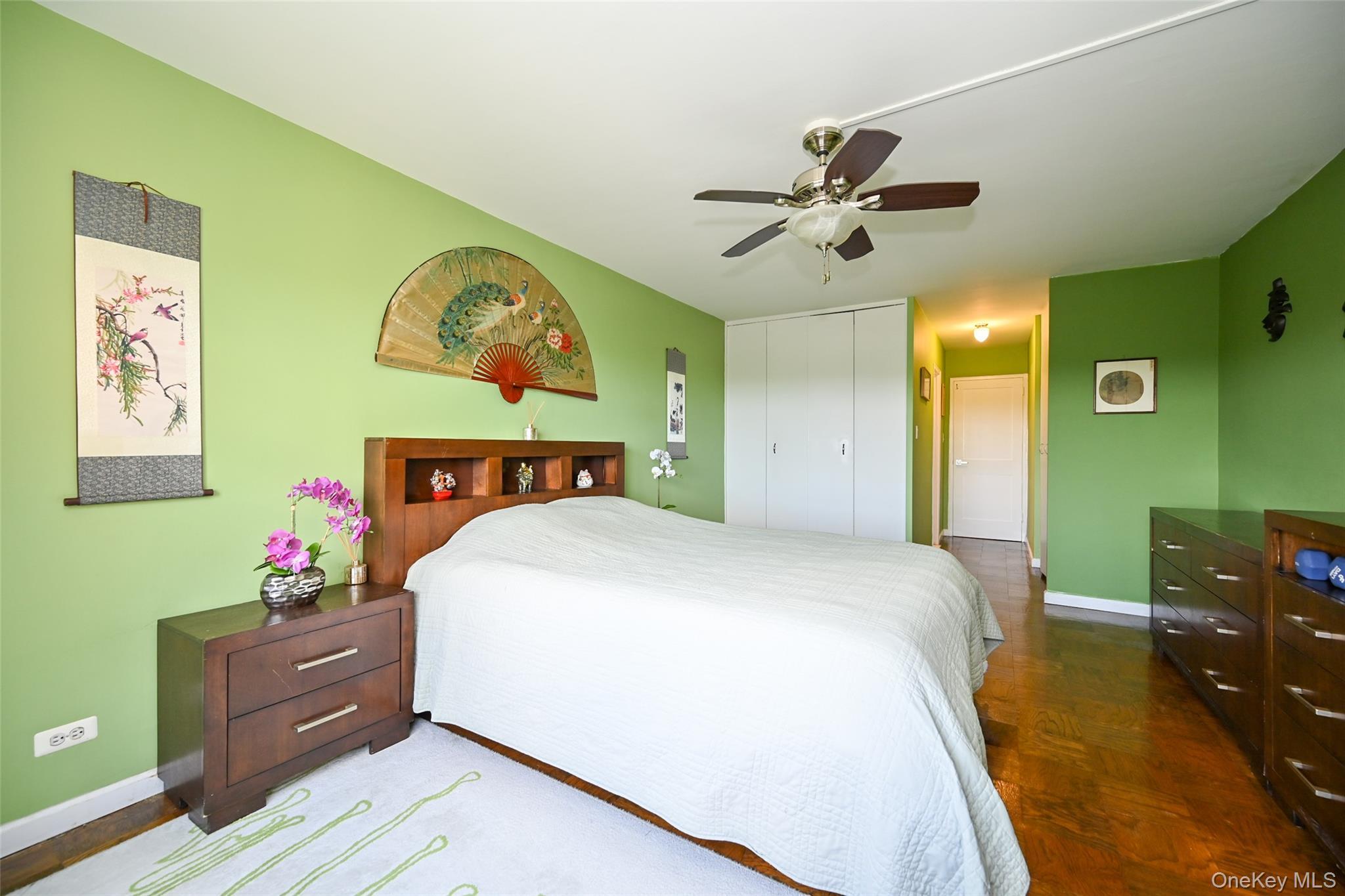 Coop Grand Central  Queens, NY 11375, MLS-891317-26