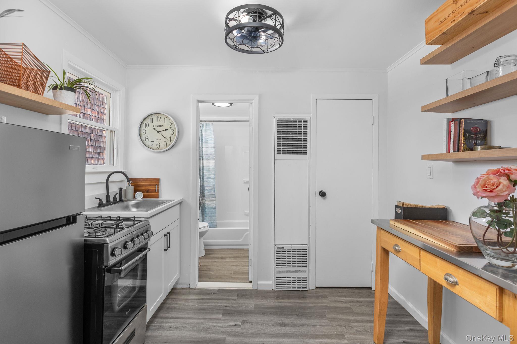 Single Family Tier  Bronx, NY 10464, MLS-891338-12