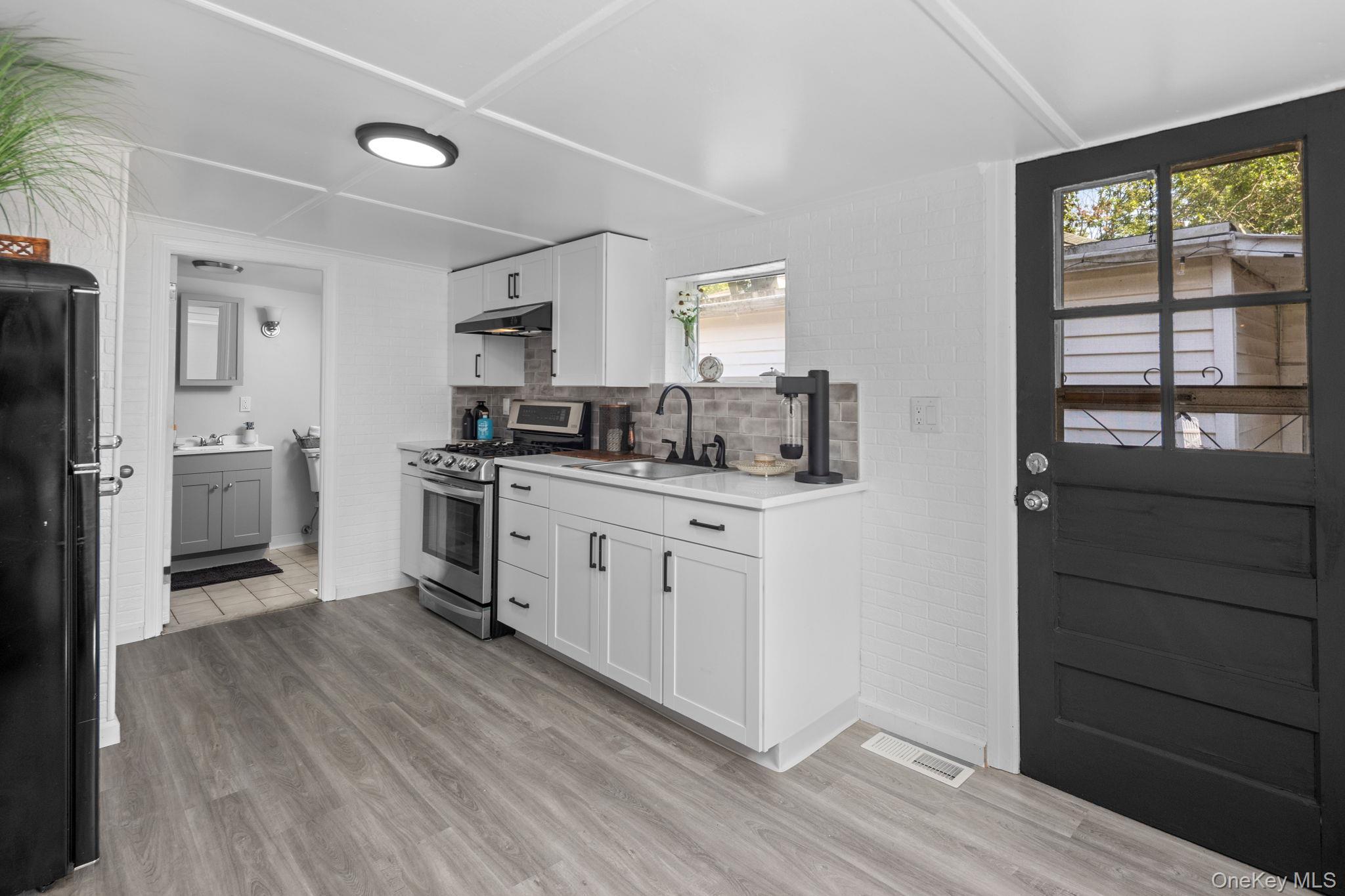 Single Family Tier  Bronx, NY 10464, MLS-891338-7